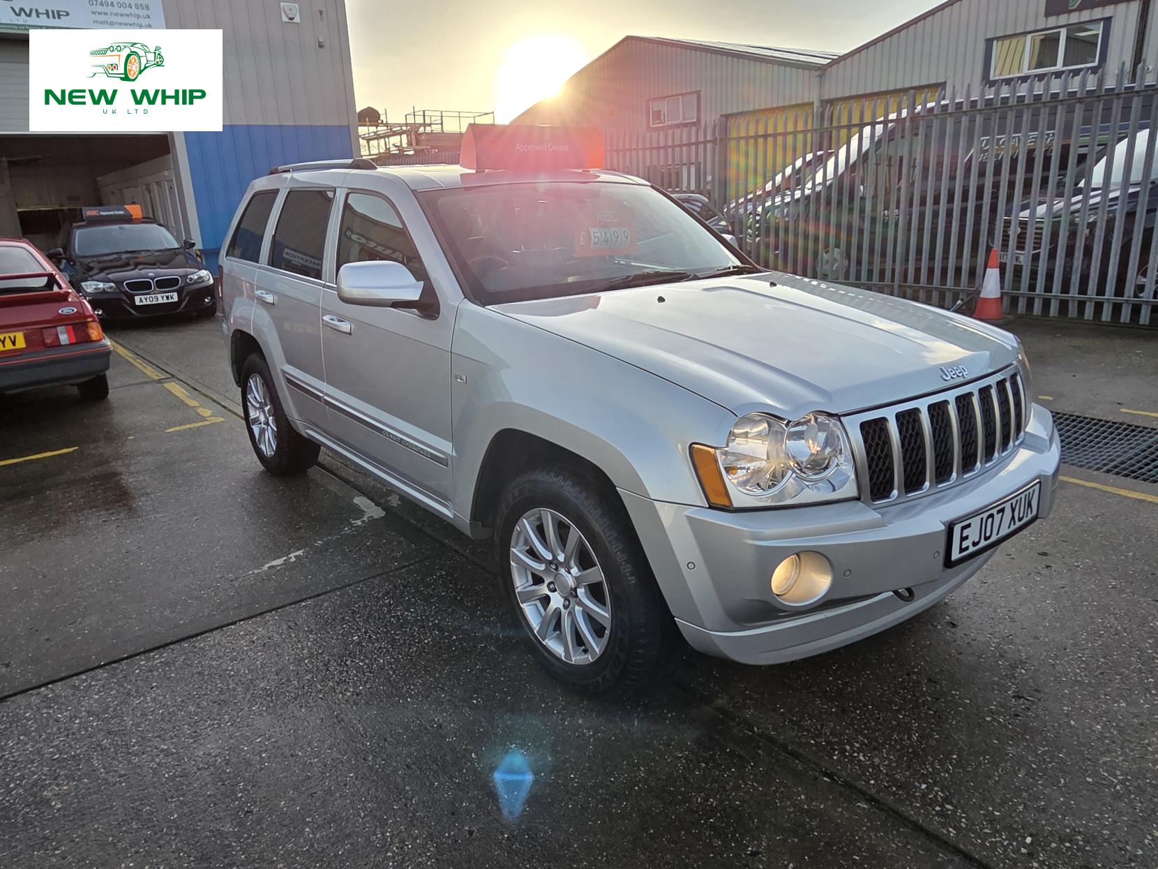Jeep Grand Cherokee 3.0 CRD Overland SUV 5dr Diesel Automatic 4WD (270 g/km, 215 bhp)