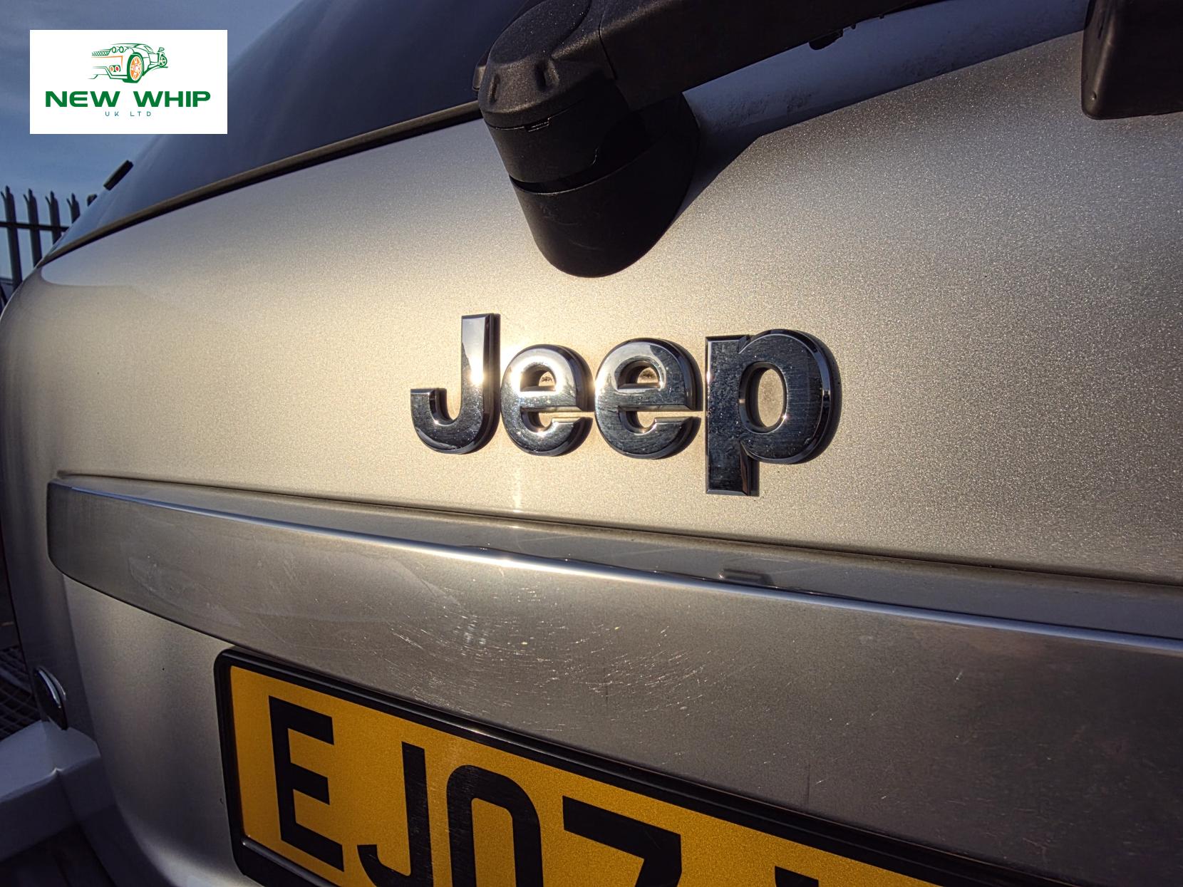 Jeep Grand Cherokee 3.0 CRD Overland SUV 5dr Diesel Automatic 4WD (270 g/km, 215 bhp)