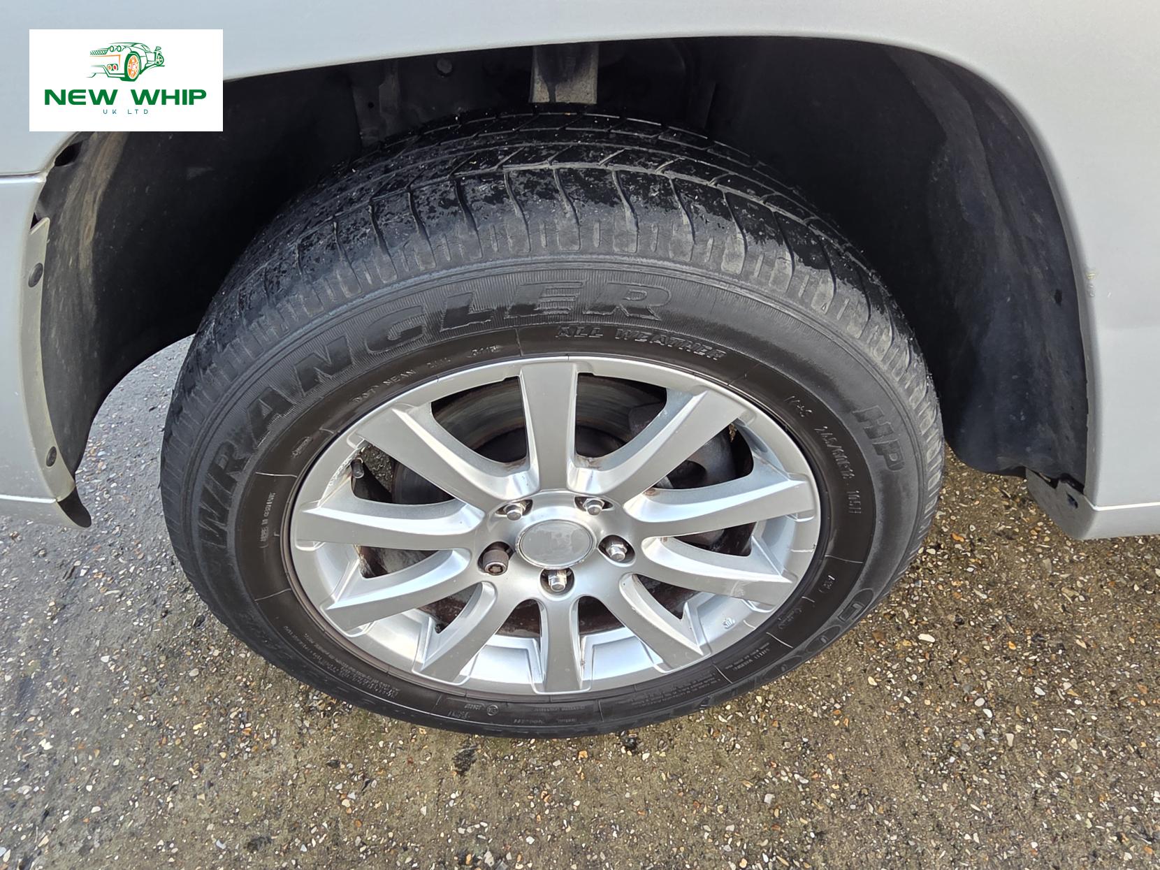 Jeep Grand Cherokee 3.0 CRD Overland SUV 5dr Diesel Automatic 4WD (270 g/km, 215 bhp)