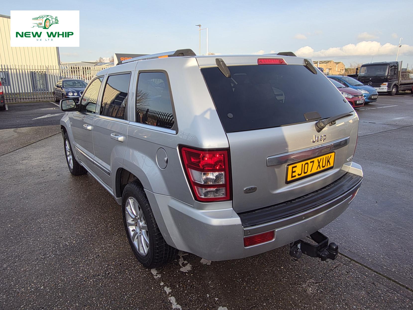 Jeep Grand Cherokee 3.0 CRD Overland SUV 5dr Diesel Automatic 4WD (270 g/km, 215 bhp)
