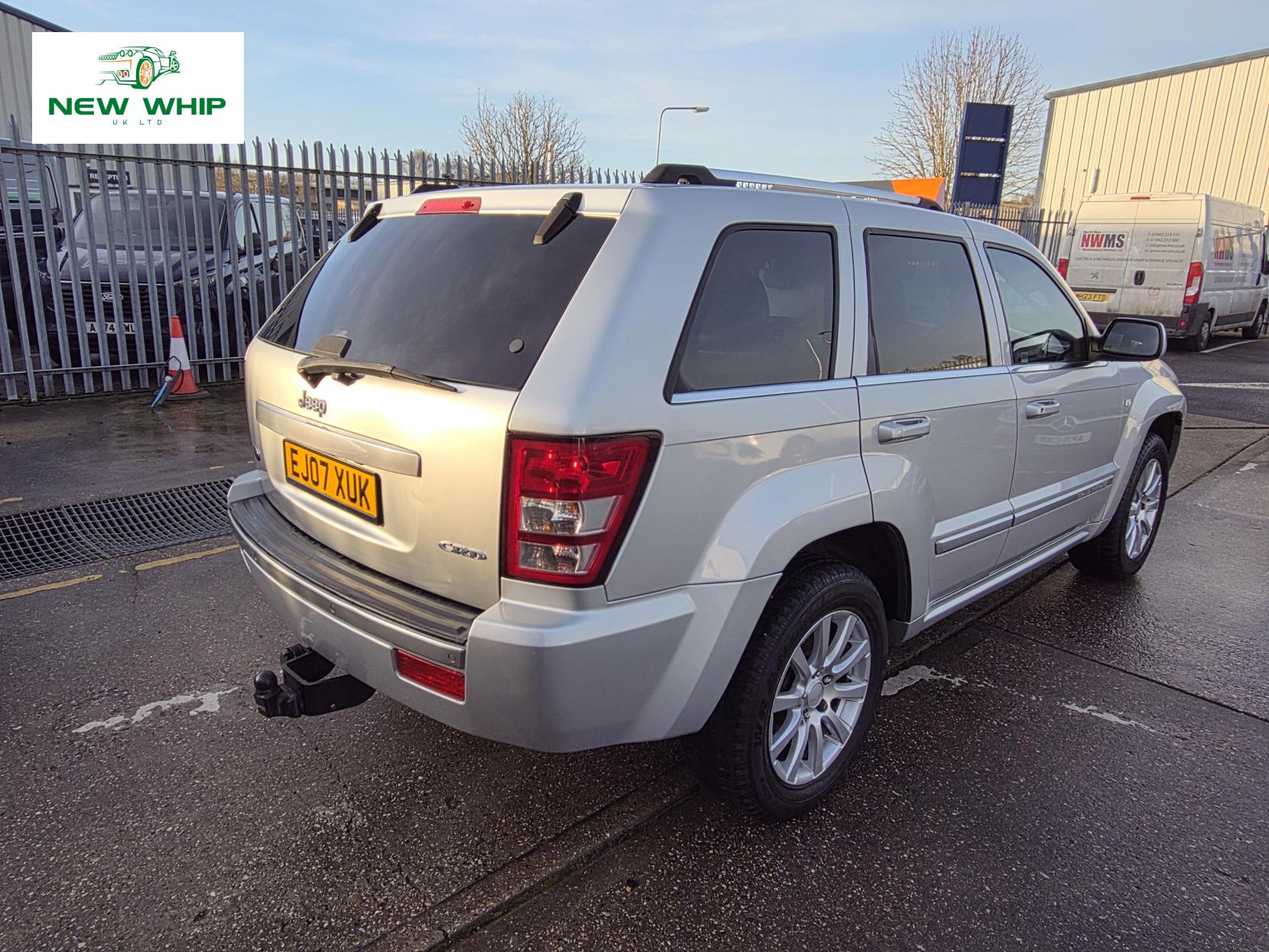 Jeep Grand Cherokee 3.0 CRD Overland SUV 5dr Diesel Automatic 4WD (270 g/km, 215 bhp)