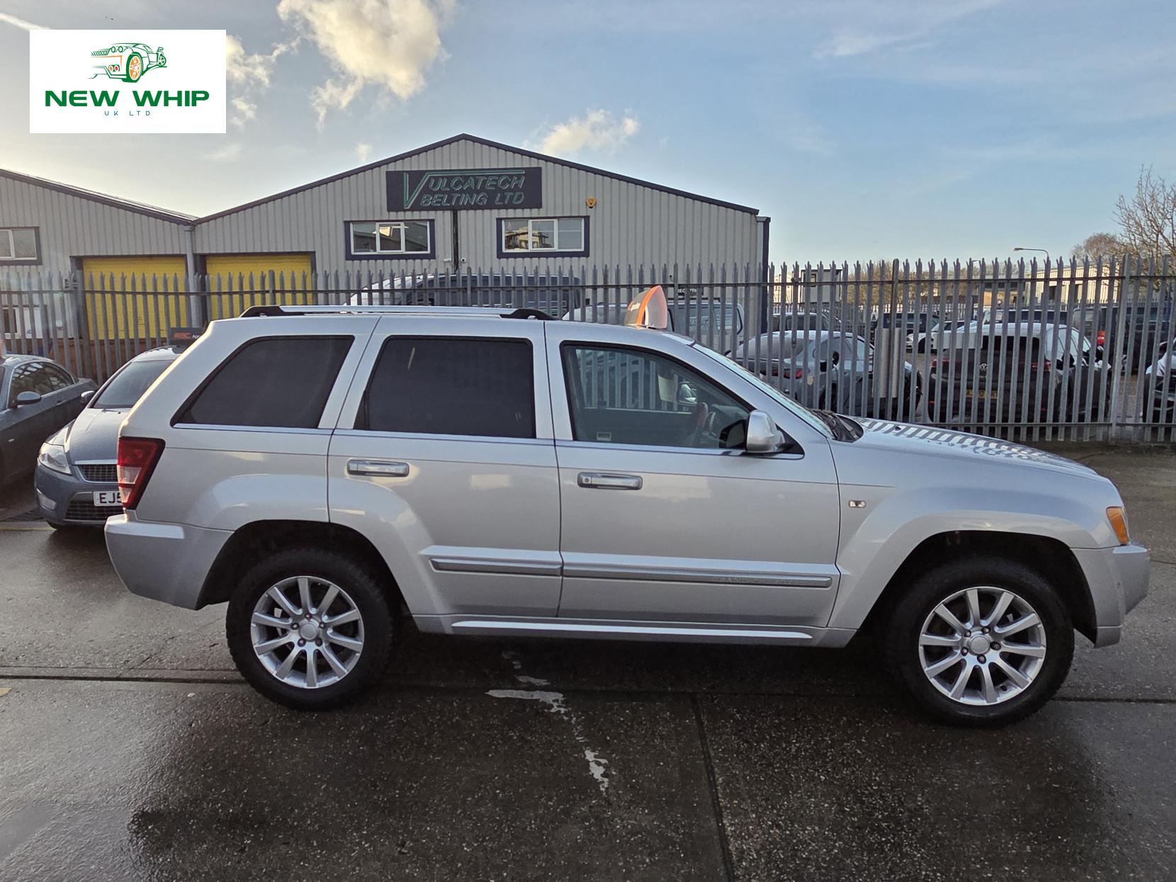 Jeep Grand Cherokee 3.0 CRD Overland SUV 5dr Diesel Automatic 4WD (270 g/km, 215 bhp)
