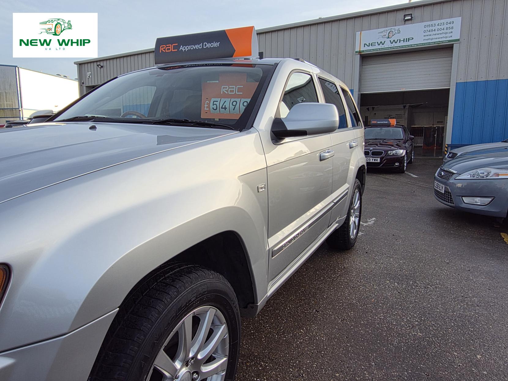 Jeep Grand Cherokee 3.0 CRD Overland SUV 5dr Diesel Automatic 4WD (270 g/km, 215 bhp)