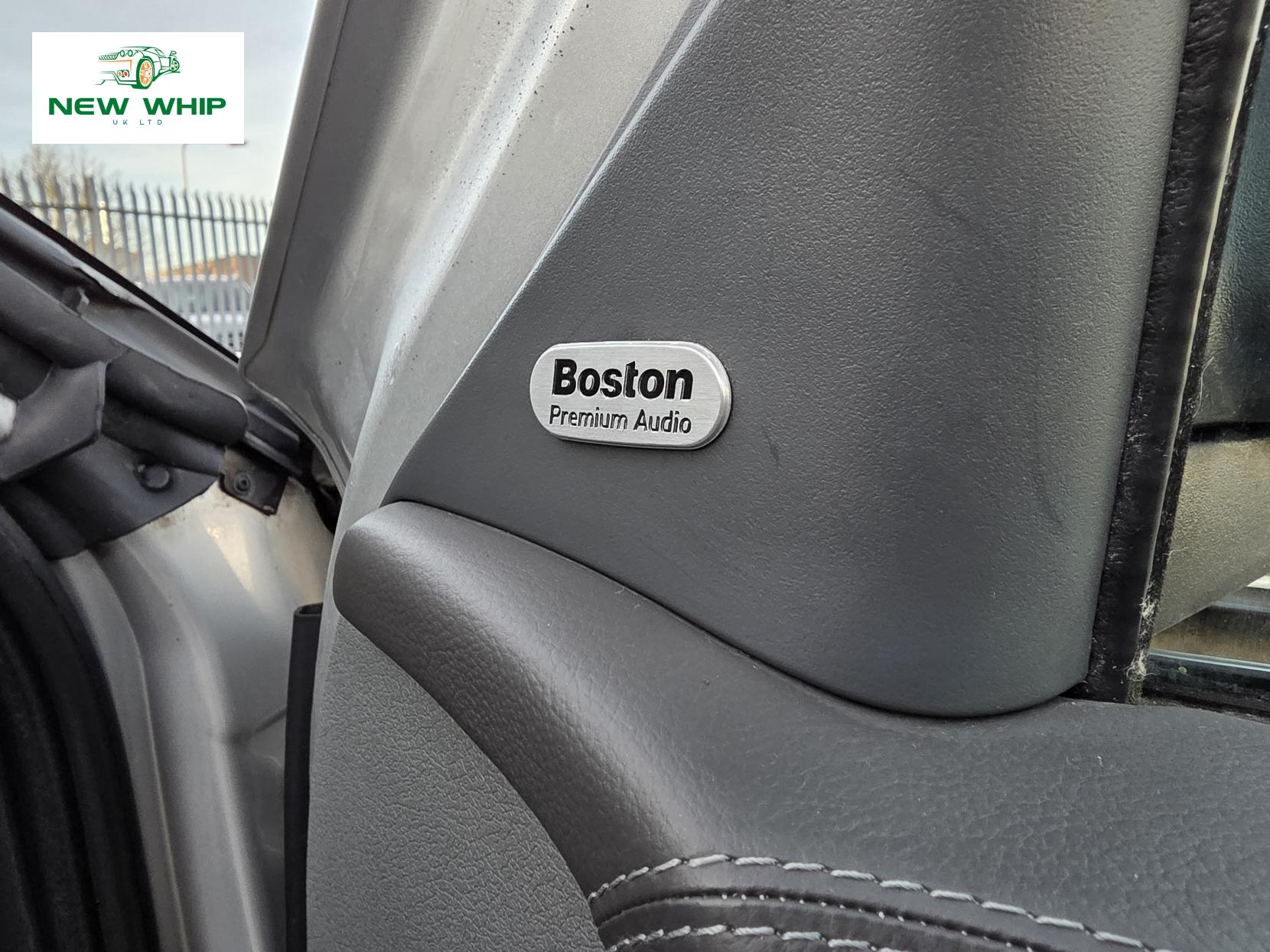 Jeep Grand Cherokee 3.0 CRD Overland SUV 5dr Diesel Automatic 4WD (270 g/km, 215 bhp)