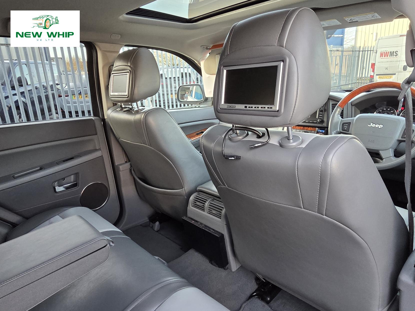 Jeep Grand Cherokee 3.0 CRD Overland SUV 5dr Diesel Automatic 4WD (270 g/km, 215 bhp)