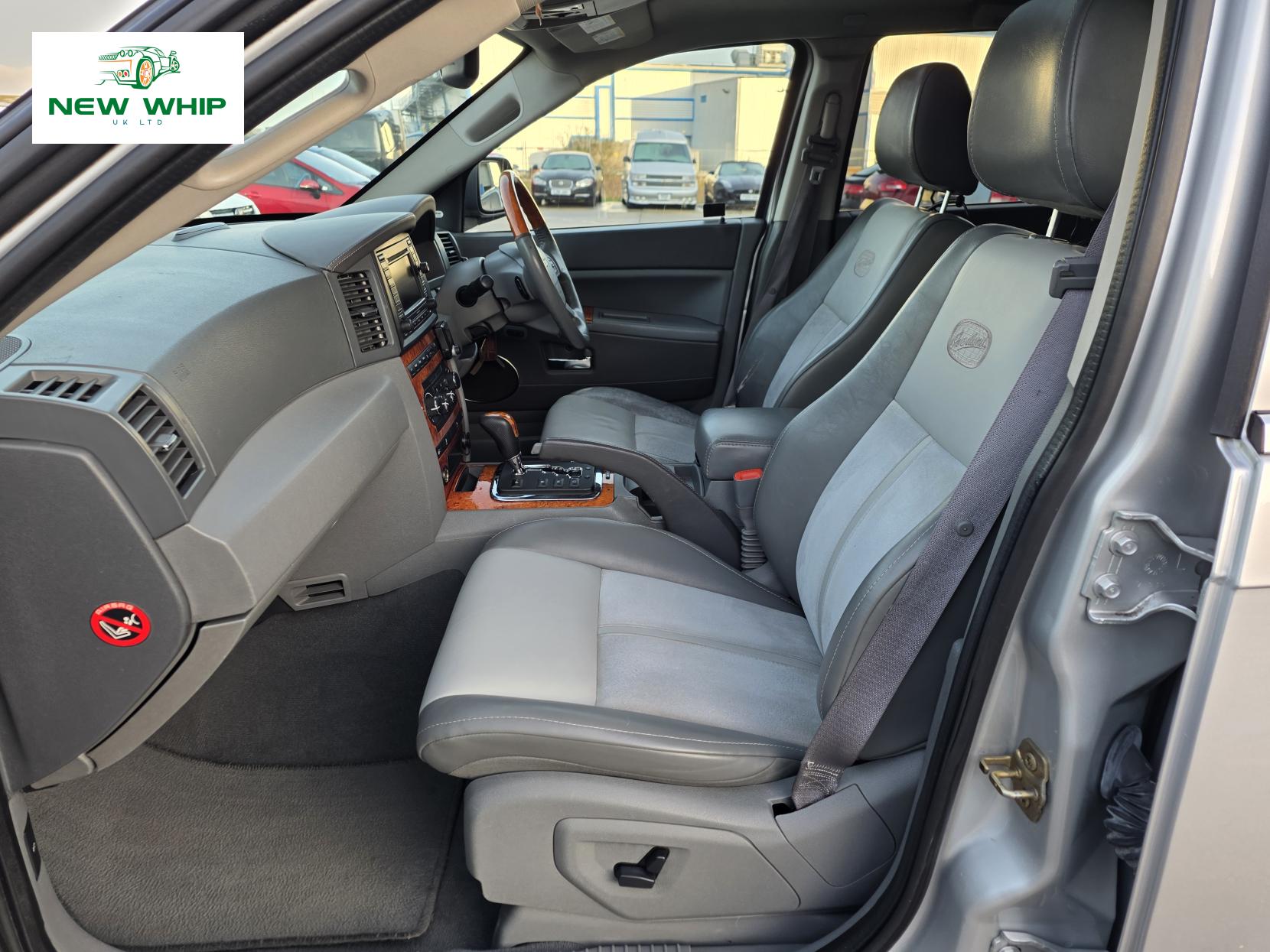 Jeep Grand Cherokee 3.0 CRD Overland SUV 5dr Diesel Automatic 4WD (270 g/km, 215 bhp)