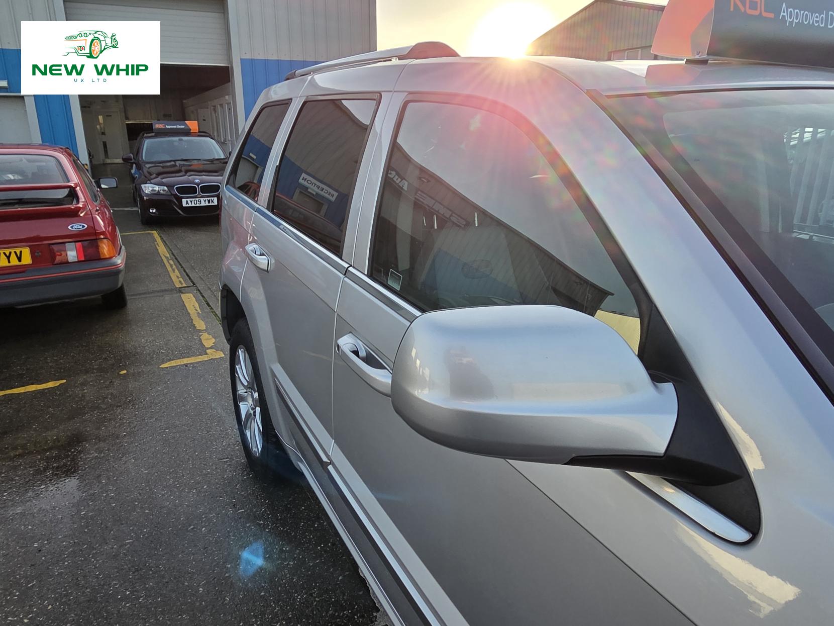 Jeep Grand Cherokee 3.0 CRD Overland SUV 5dr Diesel Automatic 4WD (270 g/km, 215 bhp)