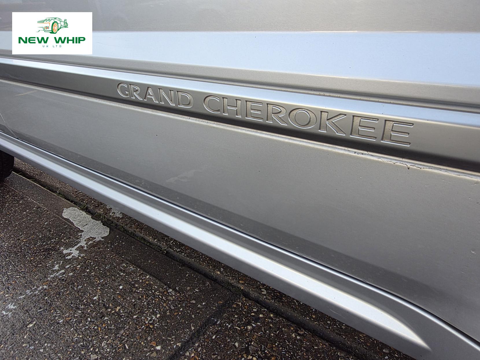 Jeep Grand Cherokee 3.0 CRD Overland SUV 5dr Diesel Automatic 4WD (270 g/km, 215 bhp)