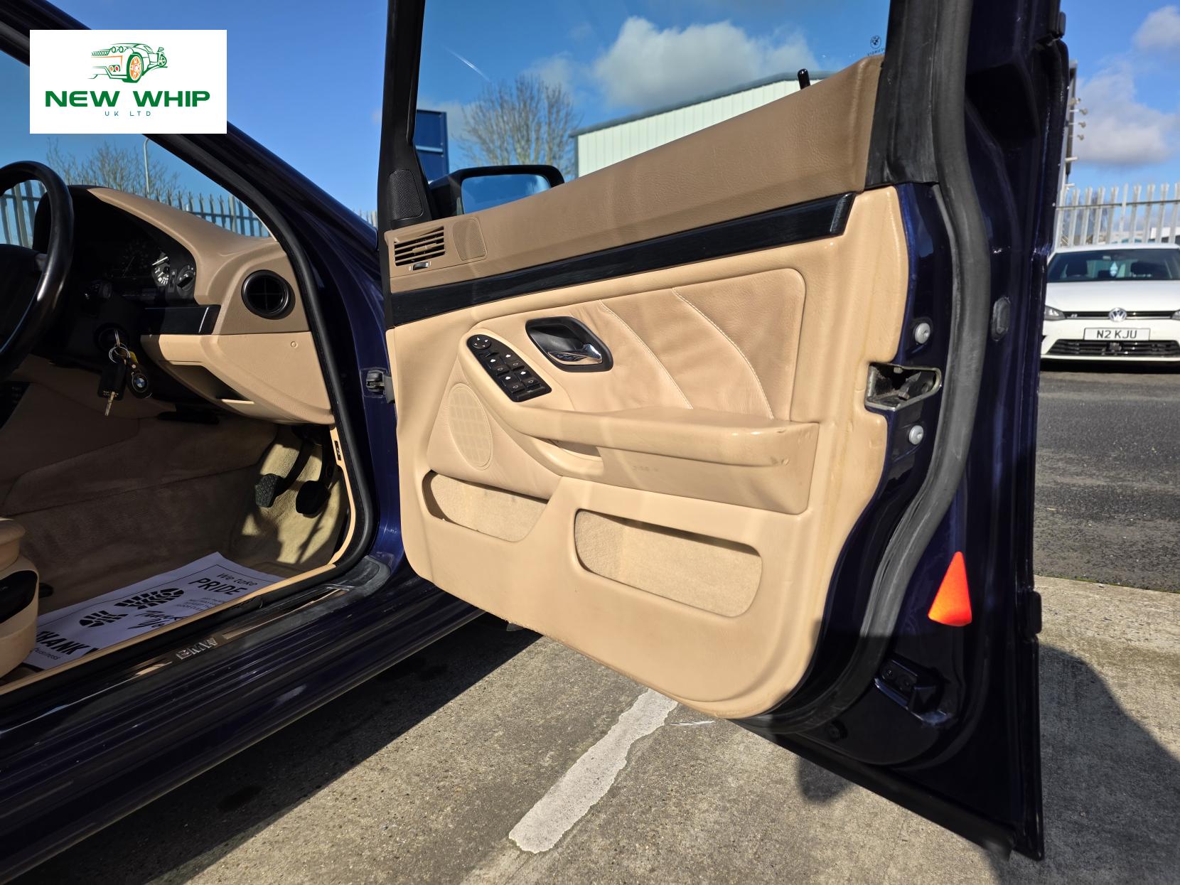 BMW 5 Series 2.5 523i SE Saloon 4dr Petrol Manual (215 g/km, 170 bhp)