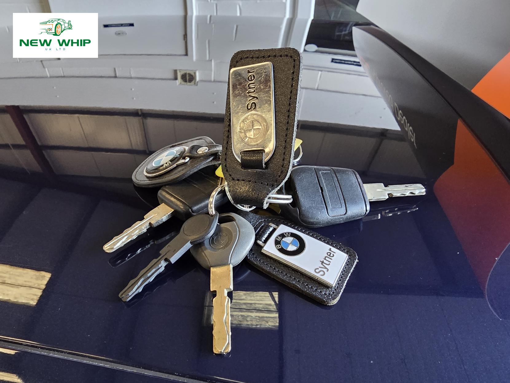 BMW 5 Series 2.5 523i SE Saloon 4dr Petrol Manual (215 g/km, 170 bhp)