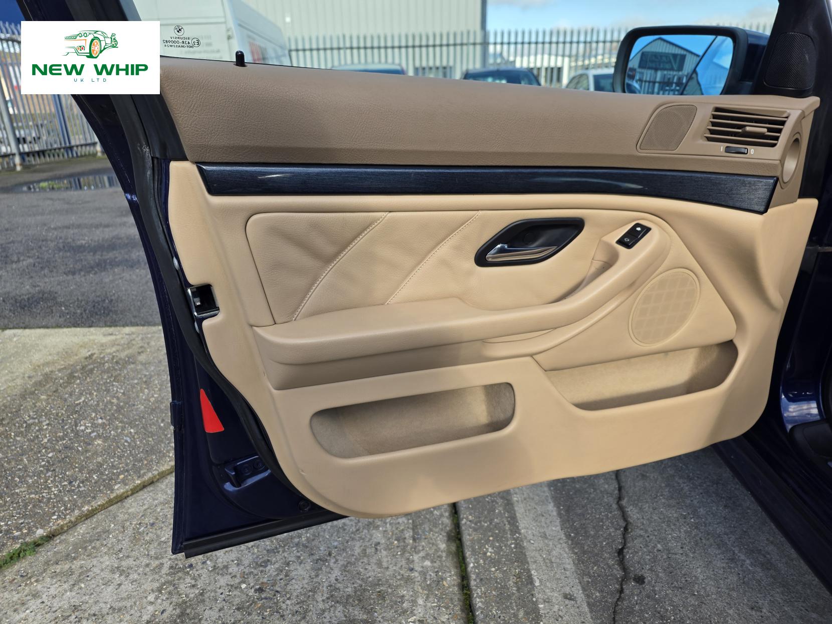 BMW 5 Series 2.5 523i SE Saloon 4dr Petrol Manual (215 g/km, 170 bhp)