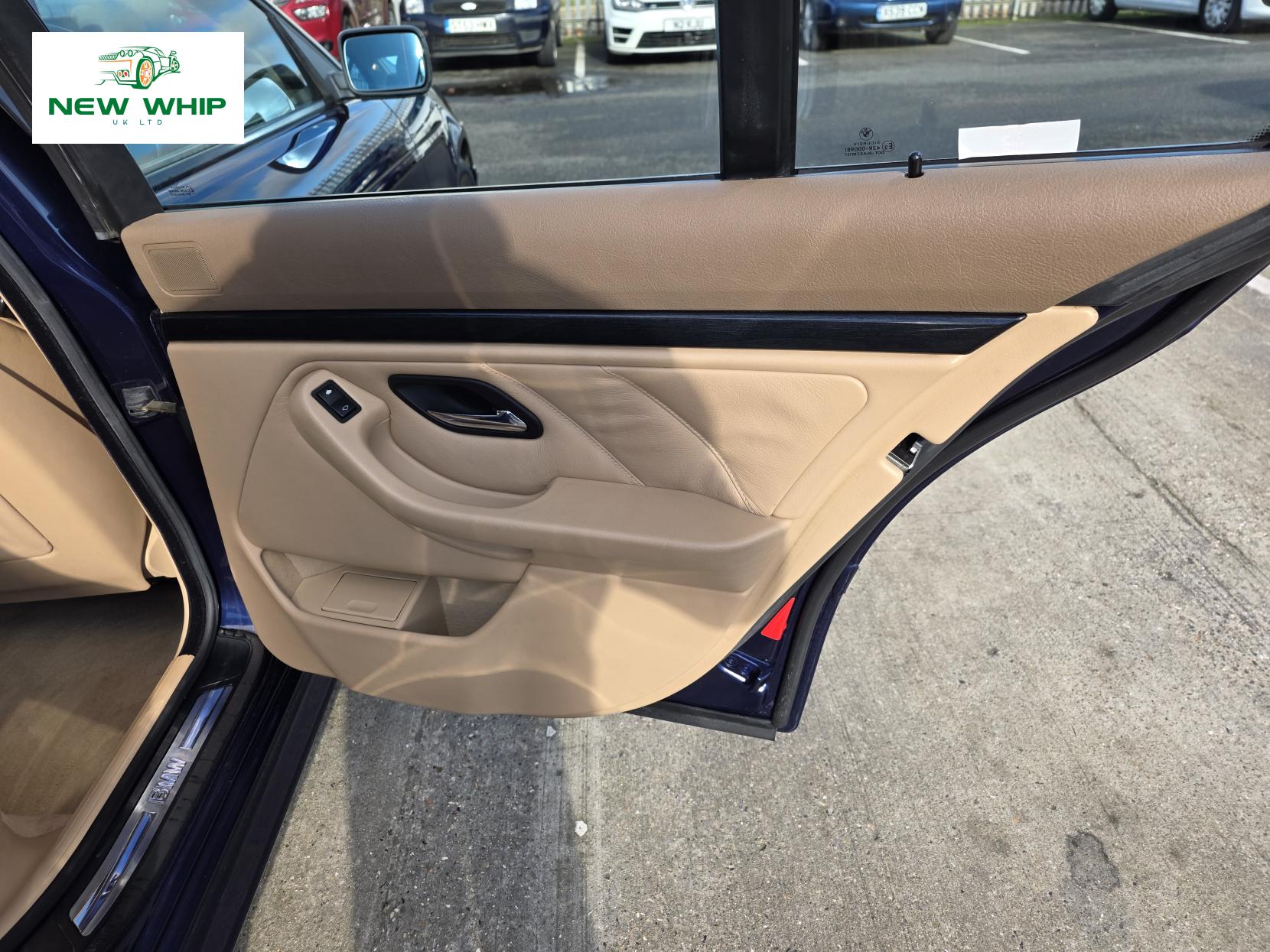 BMW 5 Series 2.5 523i SE Saloon 4dr Petrol Manual (215 g/km, 170 bhp)