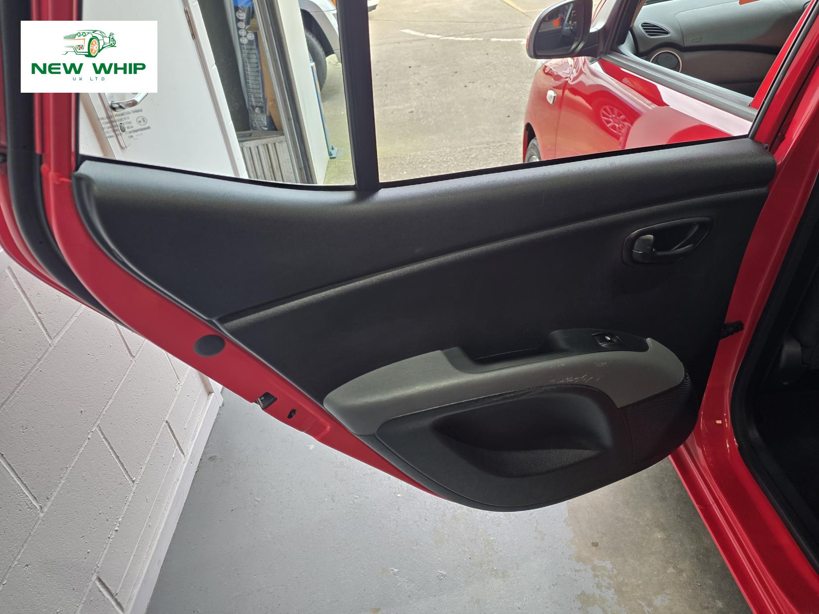 Hyundai i10 1.2 Active Hatchback 5dr Petrol Manual Euro 5 (85 bhp)