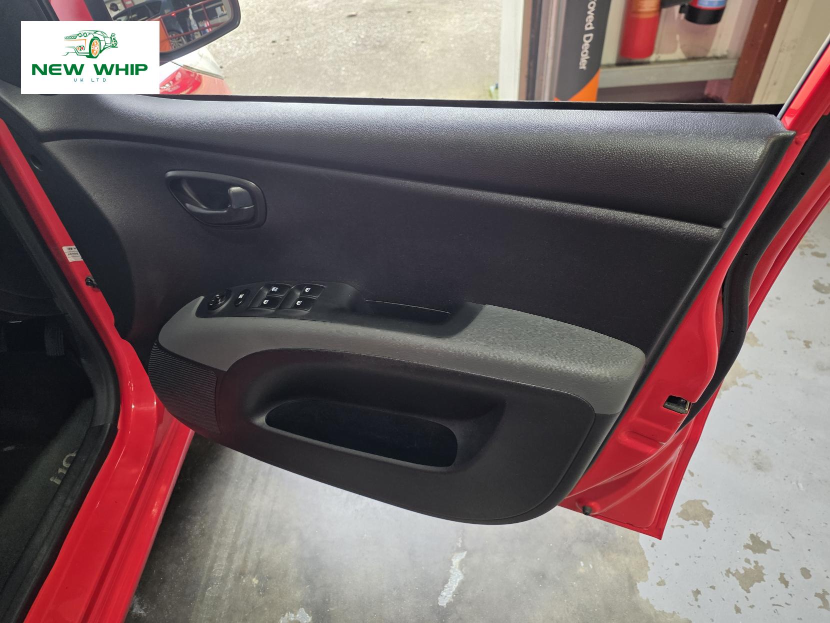 Hyundai i10 1.2 Active Hatchback 5dr Petrol Manual Euro 5 (85 bhp)