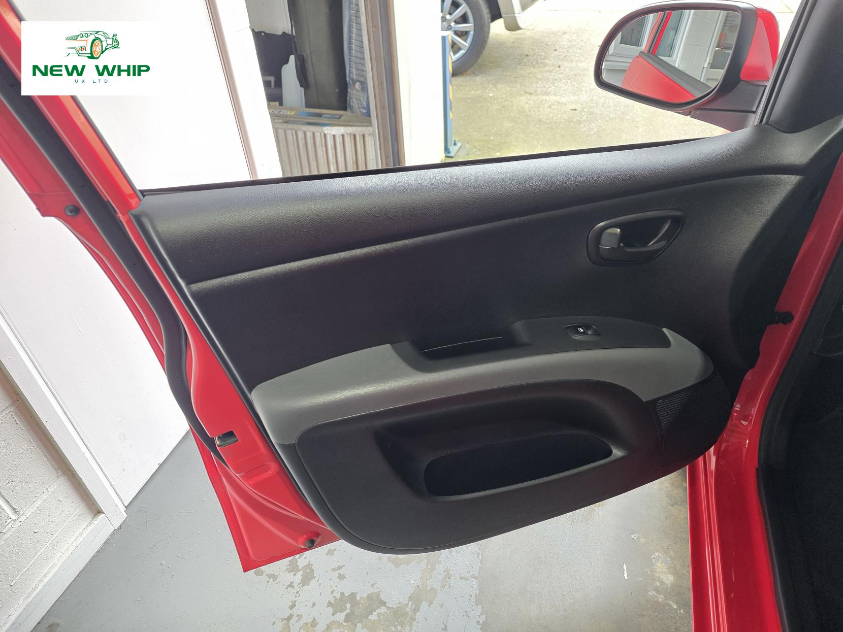 Hyundai i10 1.2 Active Hatchback 5dr Petrol Manual Euro 5 (85 bhp)