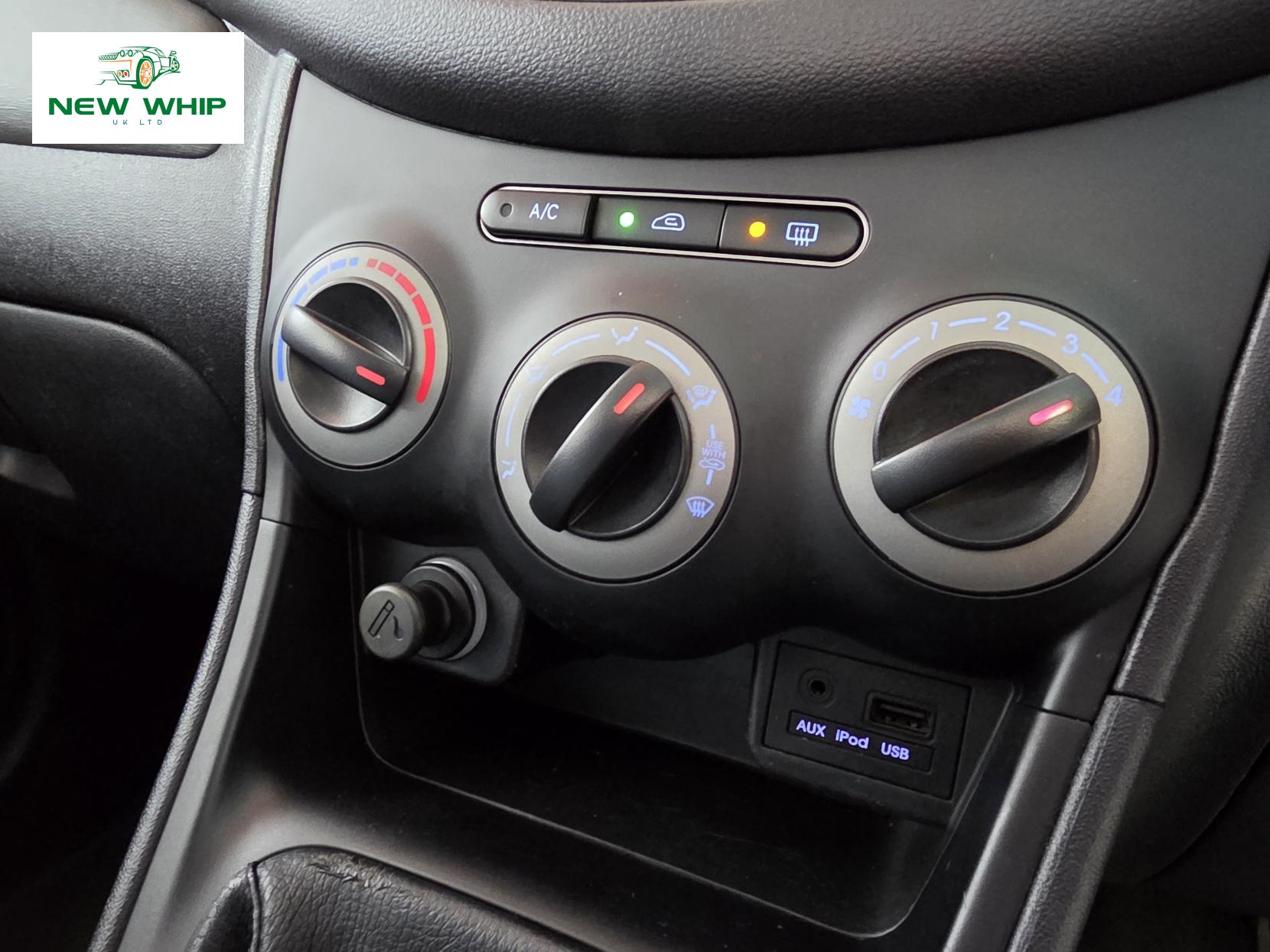 Hyundai i10 1.2 Active Hatchback 5dr Petrol Manual Euro 5 (85 bhp)