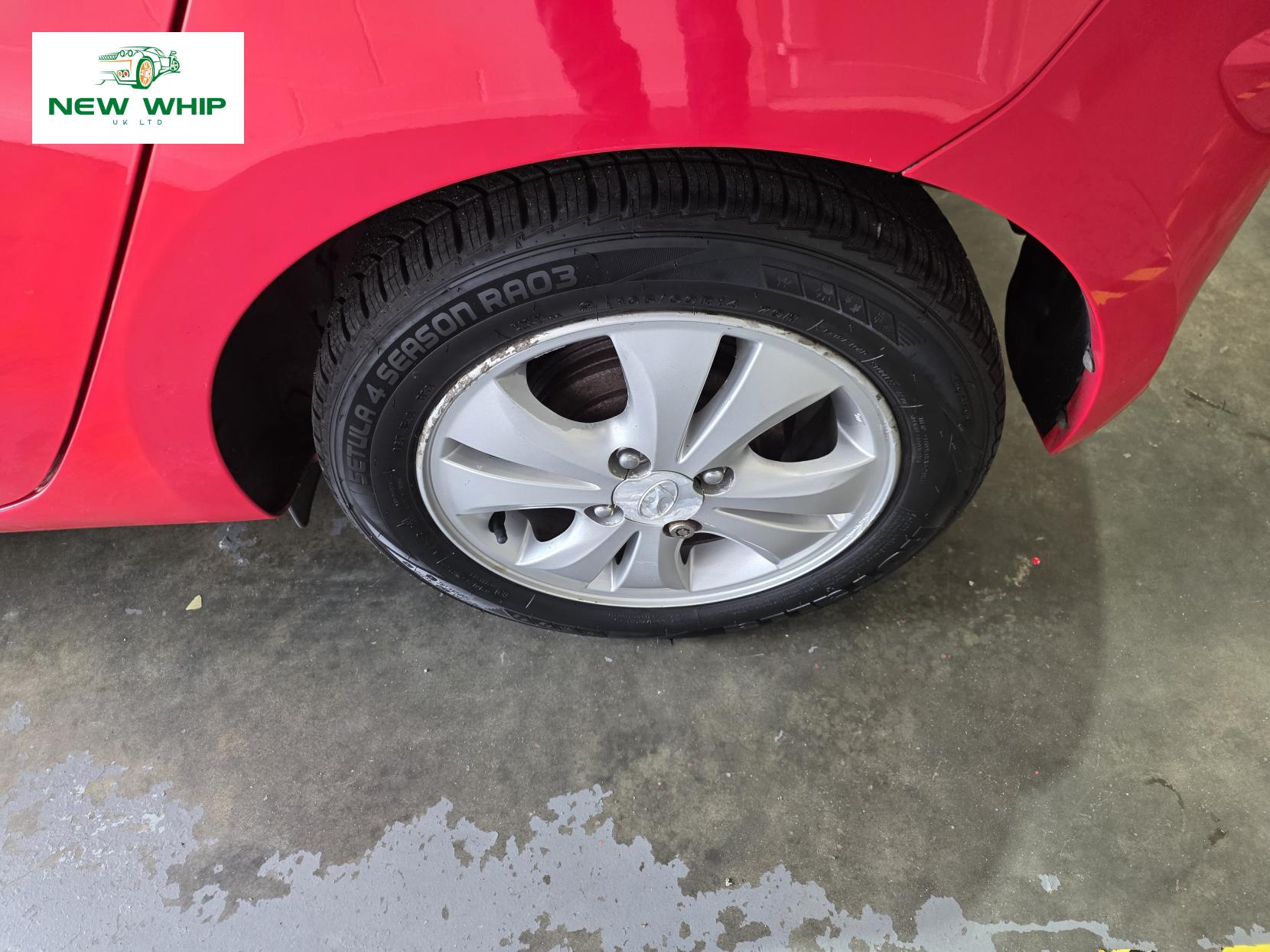 Hyundai i10 1.2 Active Hatchback 5dr Petrol Manual Euro 5 (85 bhp)