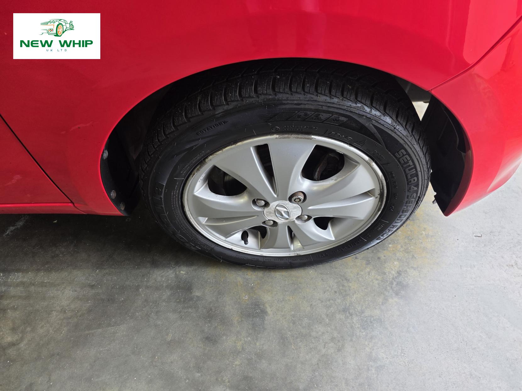 Hyundai i10 1.2 Active Hatchback 5dr Petrol Manual Euro 5 (85 bhp)