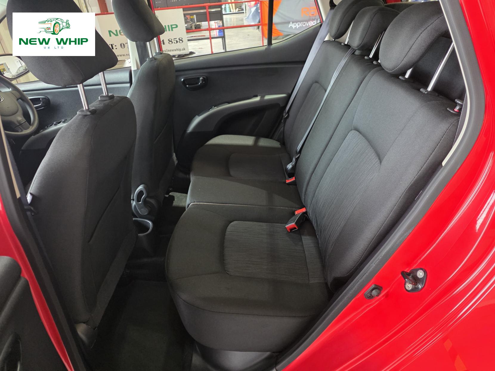 Hyundai i10 1.2 Active Hatchback 5dr Petrol Manual Euro 5 (85 bhp)