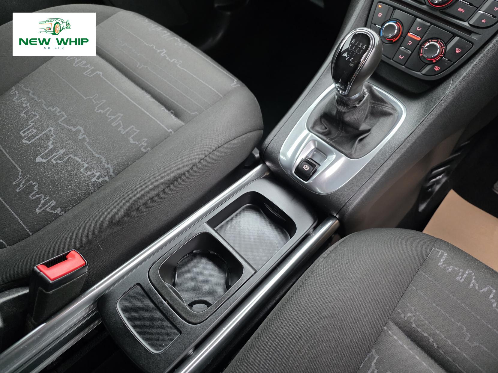 Vauxhall Meriva 1.4i Exclusiv MPV 5dr Petrol Manual Euro 6 (100 ps)