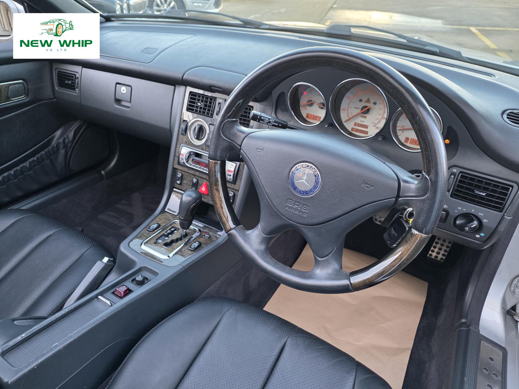 Mercedes-Benz SLK 3.2 SLK320 Convertible 2dr Petrol Automatic (254 g/km, 218 bhp)