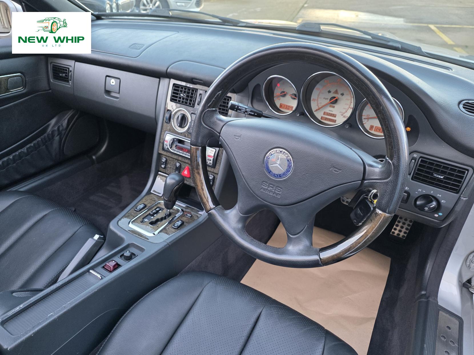 Mercedes-Benz SLK 3.2 SLK320 Convertible 2dr Petrol Automatic (254 g/km, 218 bhp)