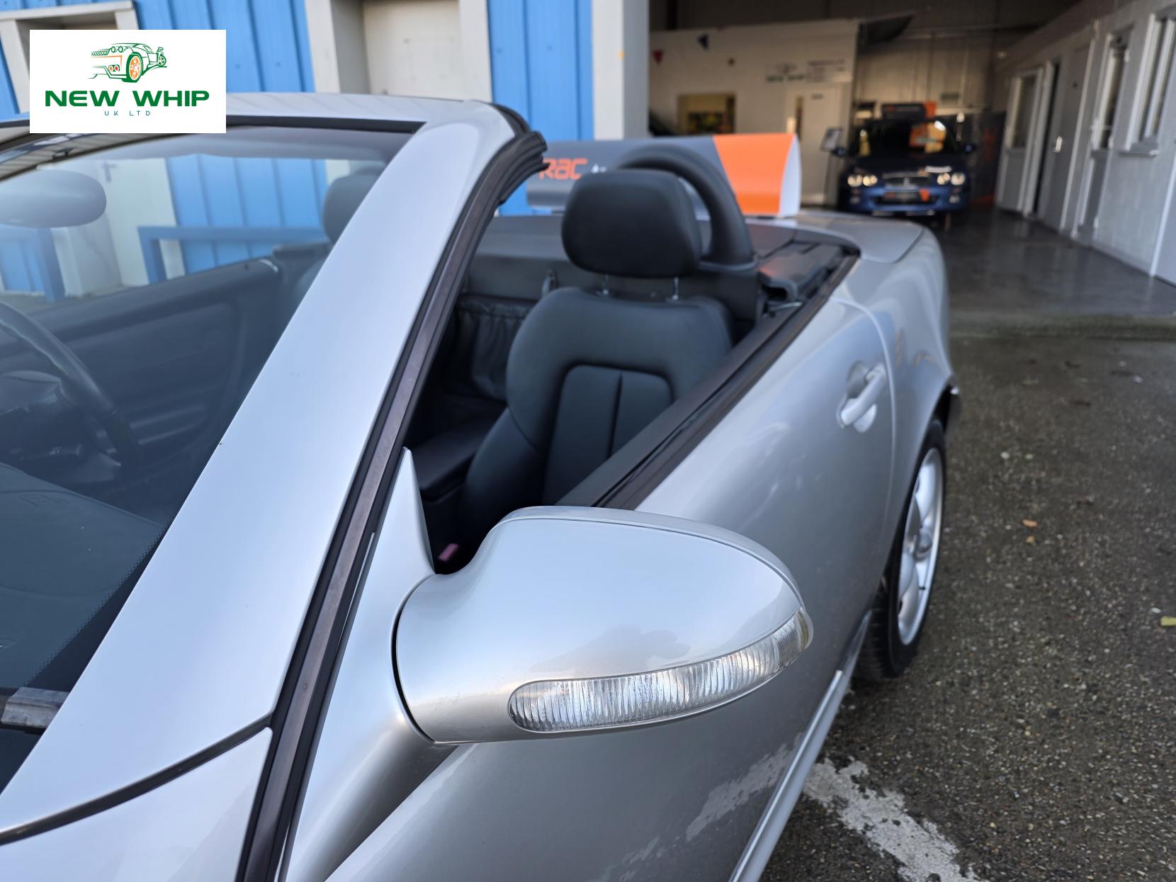 Mercedes-Benz SLK 3.2 SLK320 Convertible 2dr Petrol Automatic (254 g/km, 218 bhp)