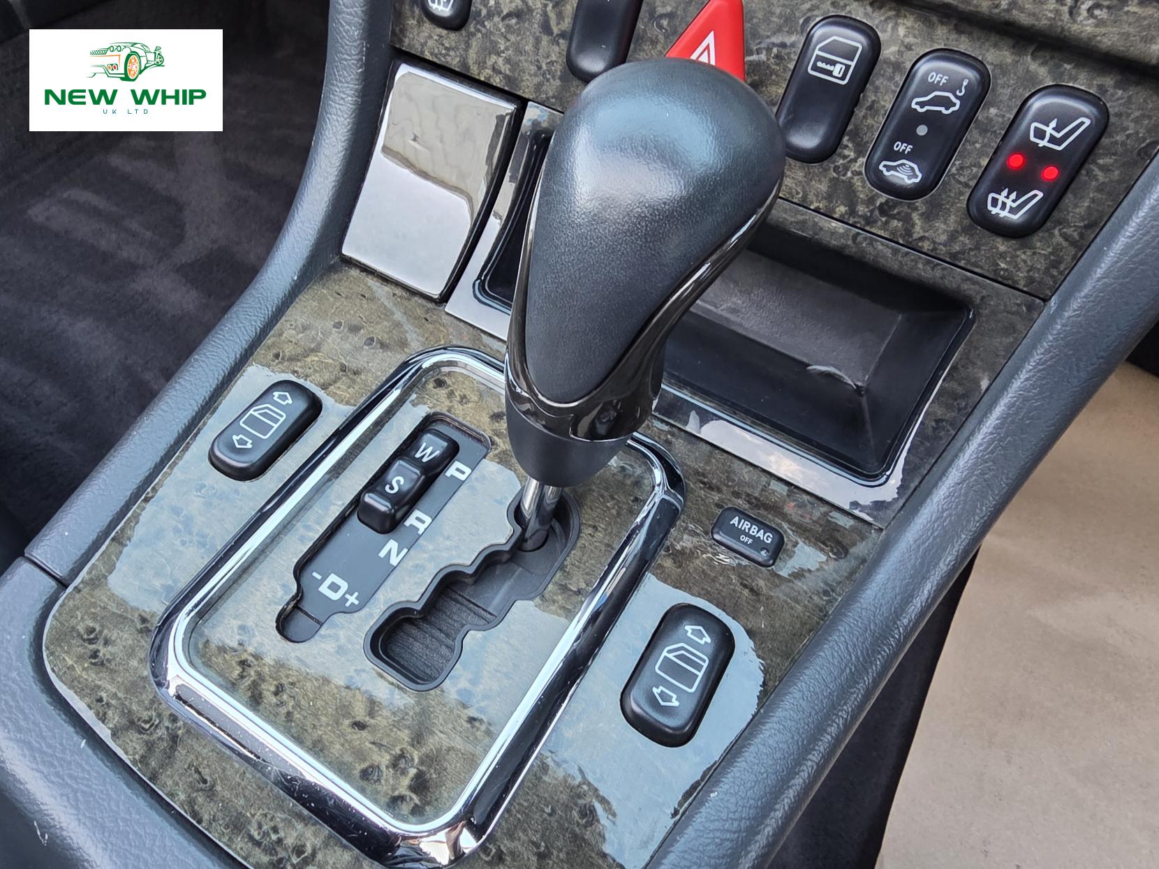 Mercedes-Benz SLK 3.2 SLK320 Convertible 2dr Petrol Automatic (254 g/km, 218 bhp)