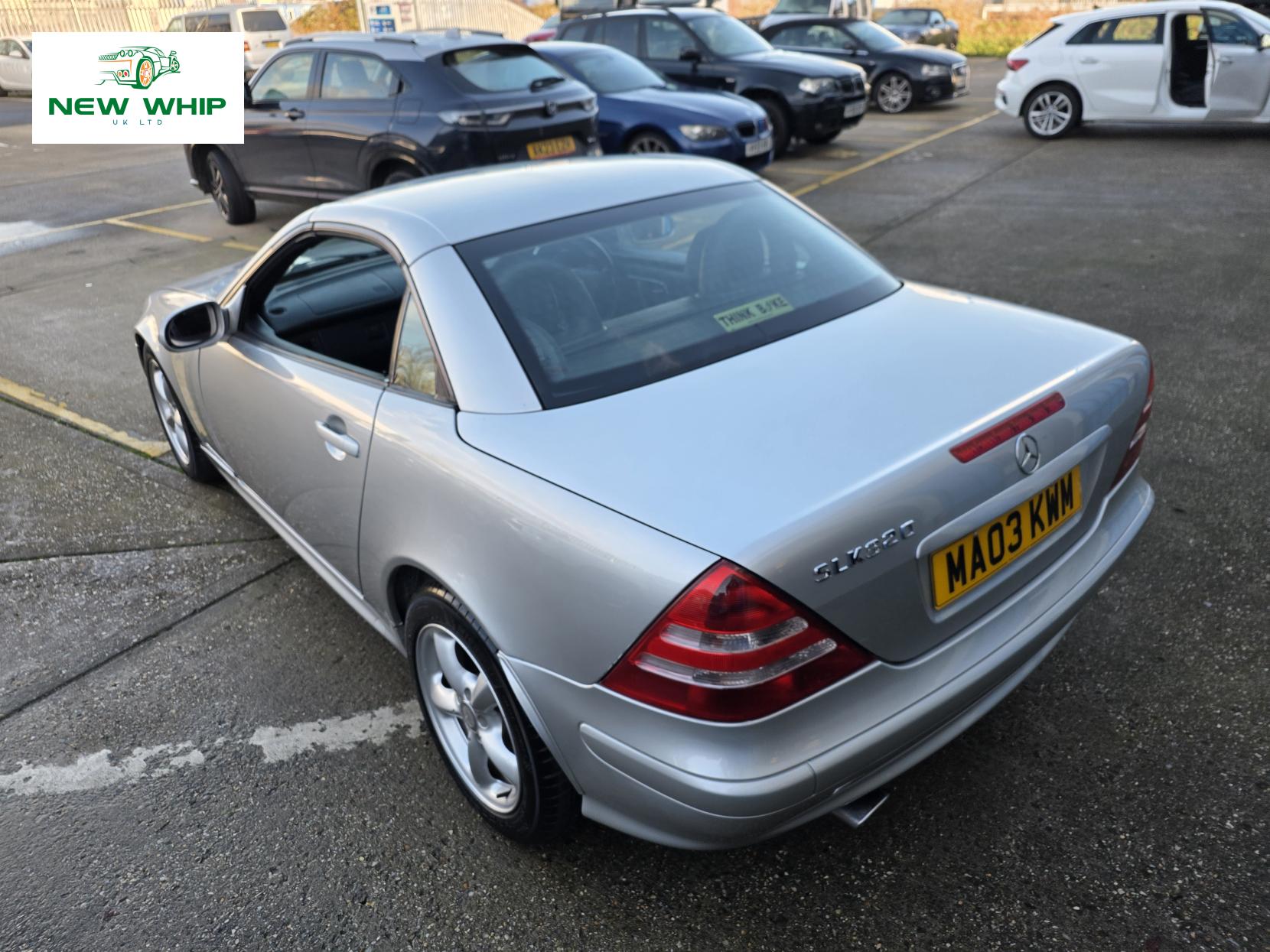 Mercedes-Benz SLK 3.2 SLK320 Convertible 2dr Petrol Automatic (254 g/km, 218 bhp)