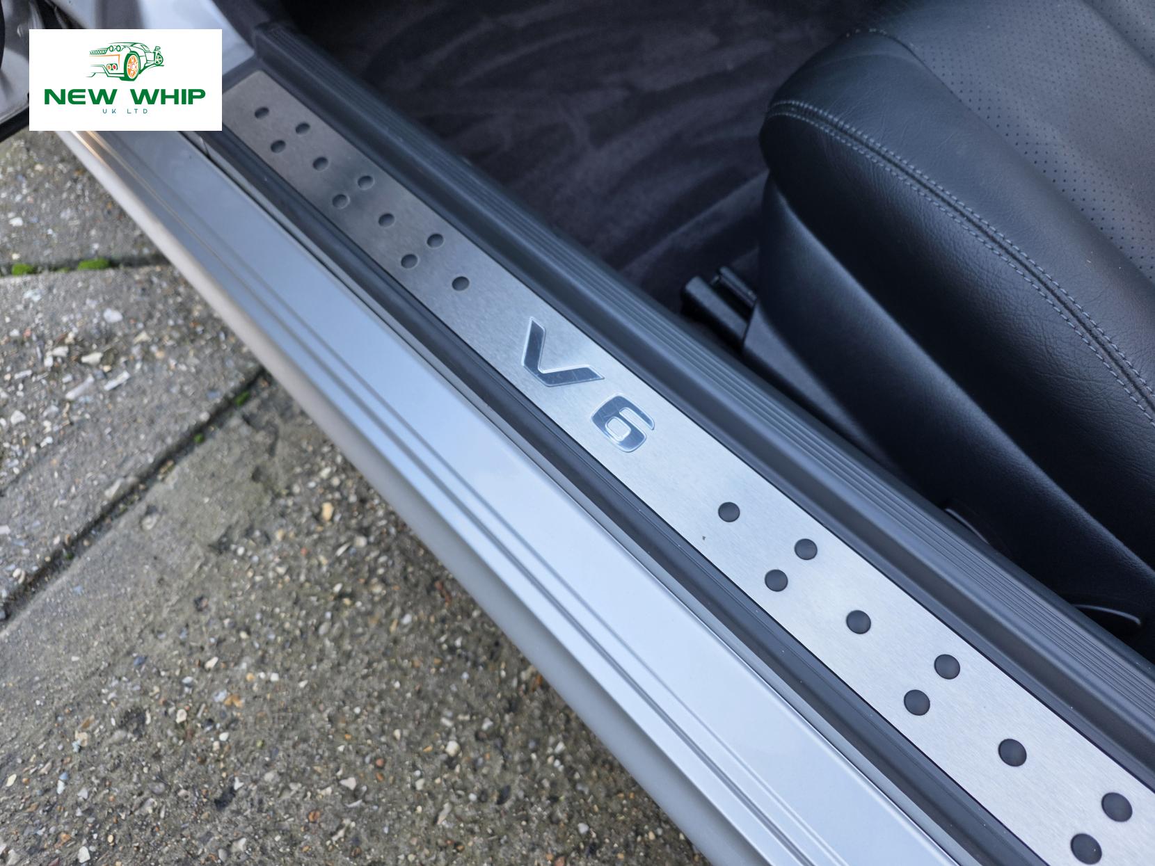 Mercedes-Benz SLK 3.2 SLK320 Convertible 2dr Petrol Automatic (254 g/km, 218 bhp)