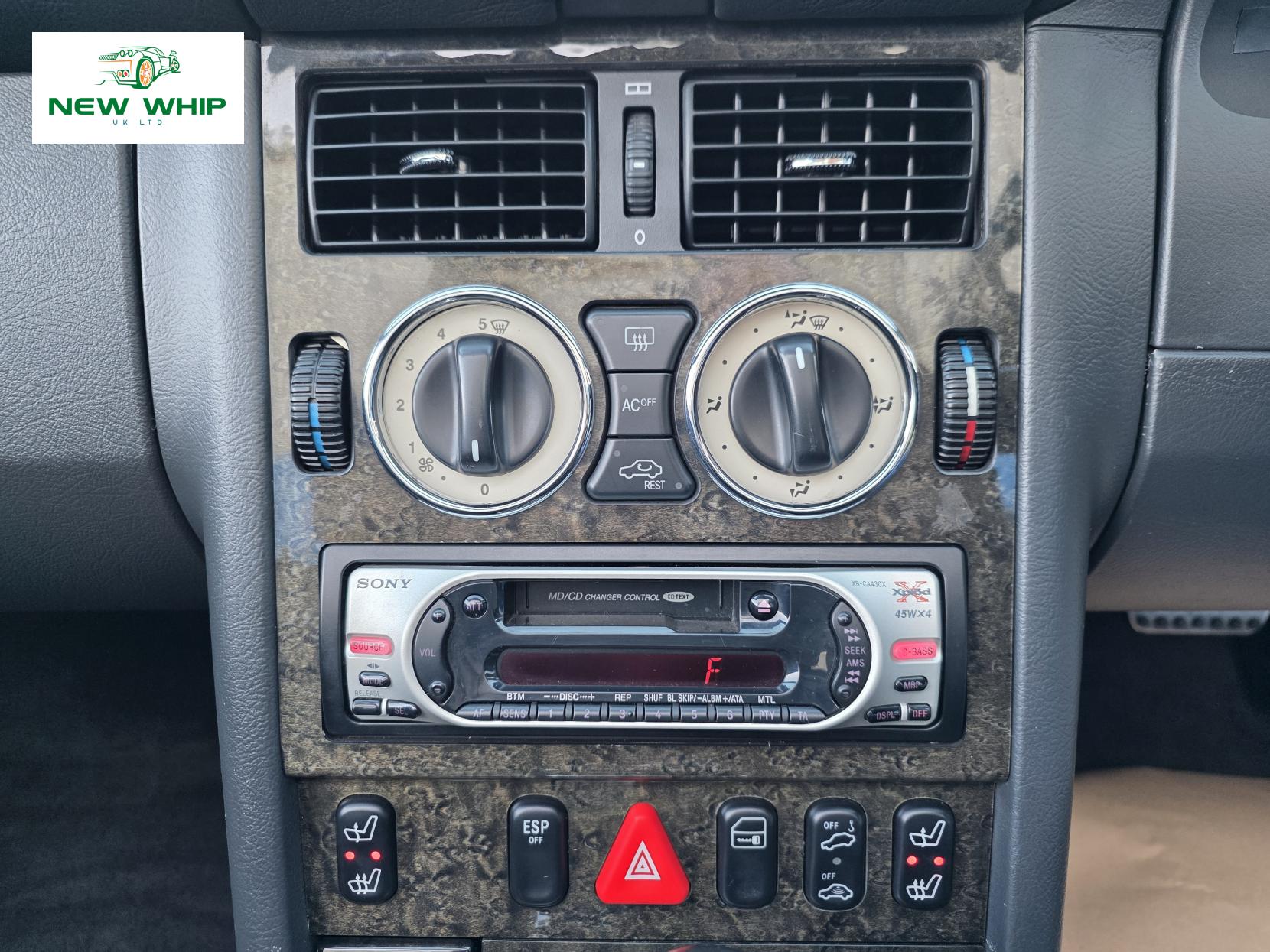 Mercedes-Benz SLK 3.2 SLK320 Convertible 2dr Petrol Automatic (254 g/km, 218 bhp)