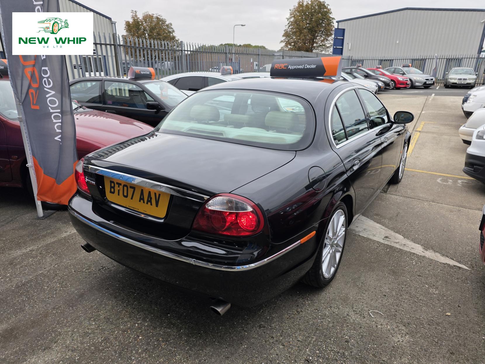 Jaguar S-Type 2.7D V6 SE Saloon 4dr Diesel Manual (179 g/km, 206 bhp)