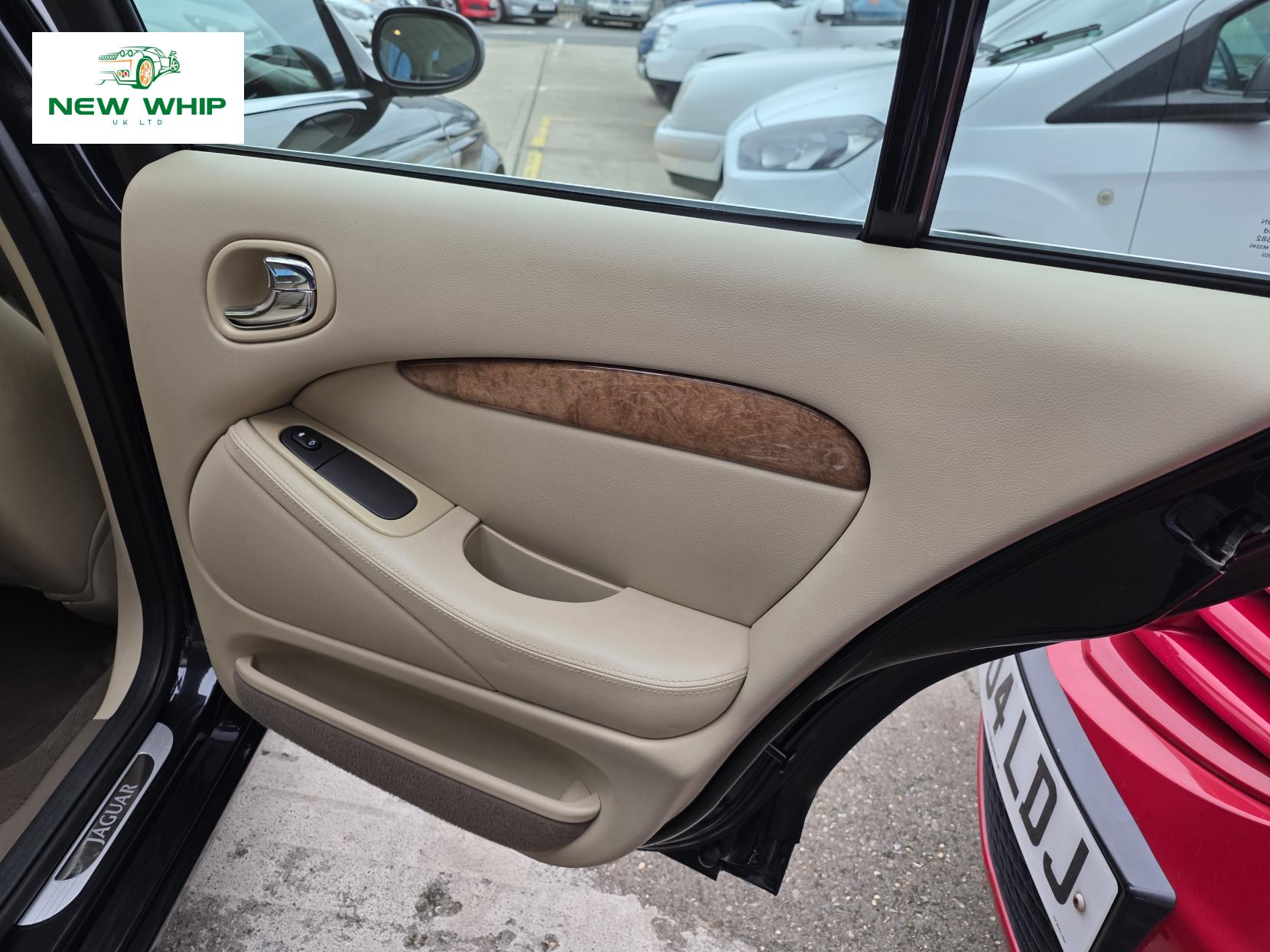 Jaguar S-Type 2.7D V6 SE Saloon 4dr Diesel Manual (179 g/km, 206 bhp)