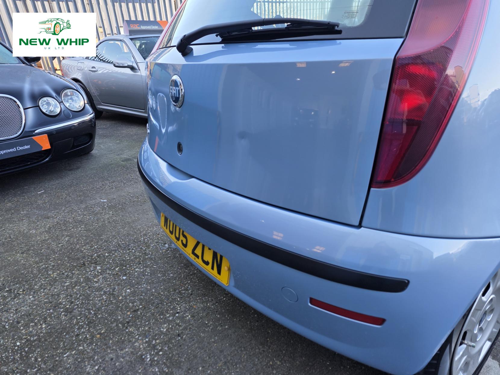 Fiat Punto 1.2 Active Hatchback 5dr Petrol Automatic (136 g/km, 60 bhp)