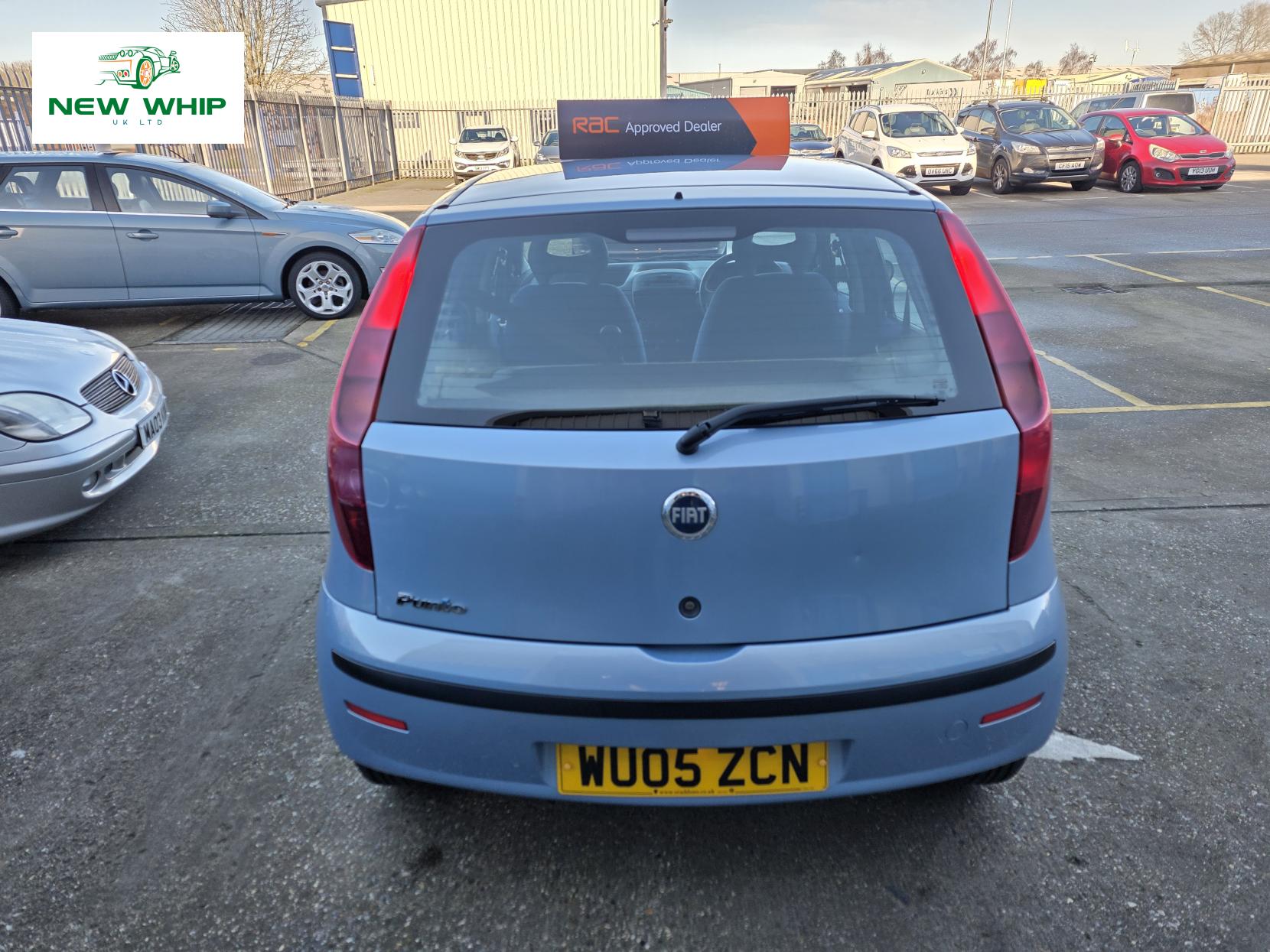 Fiat Punto 1.2 Active Hatchback 5dr Petrol Automatic (136 g/km, 60 bhp)