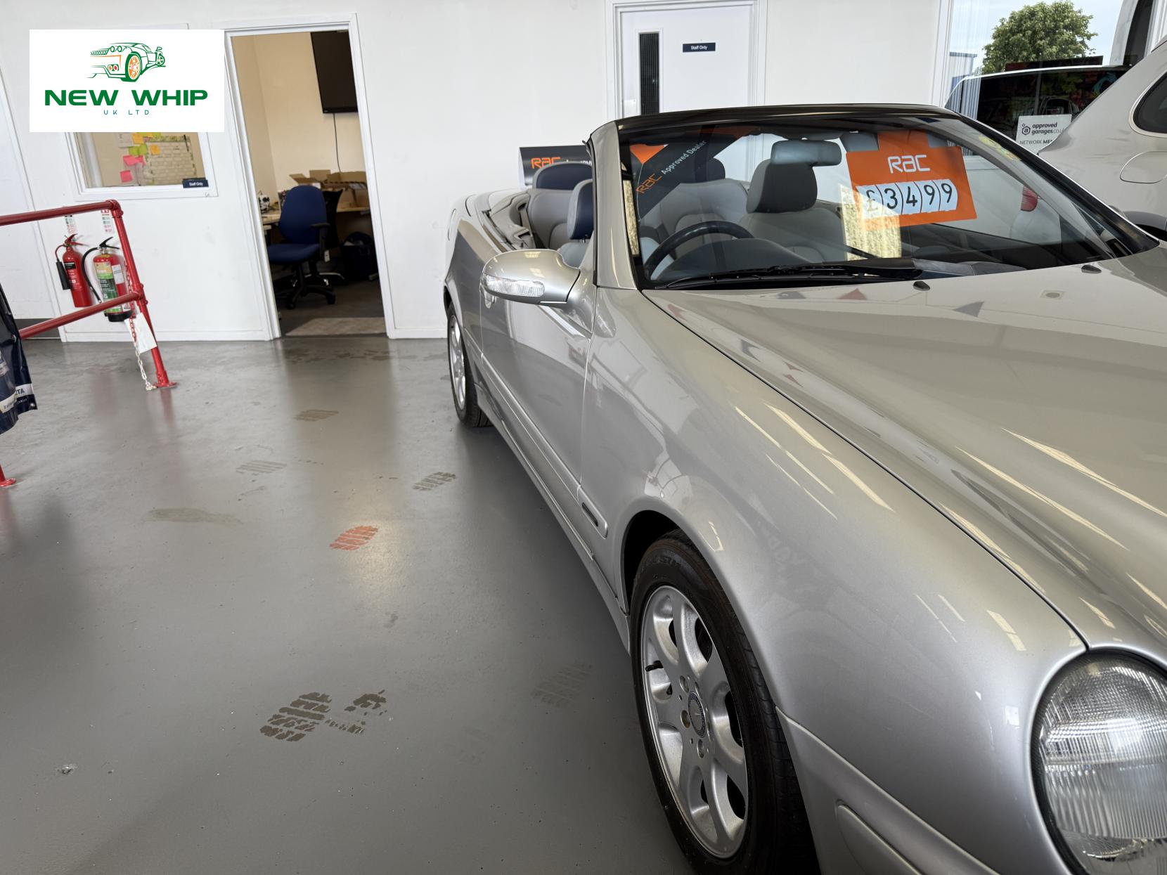 Mercedes-Benz CLK 2.3 CLK230 Kompressor Avantgarde Cabriolet 2dr Petrol Automatic (237 g/km, 197 bhp)