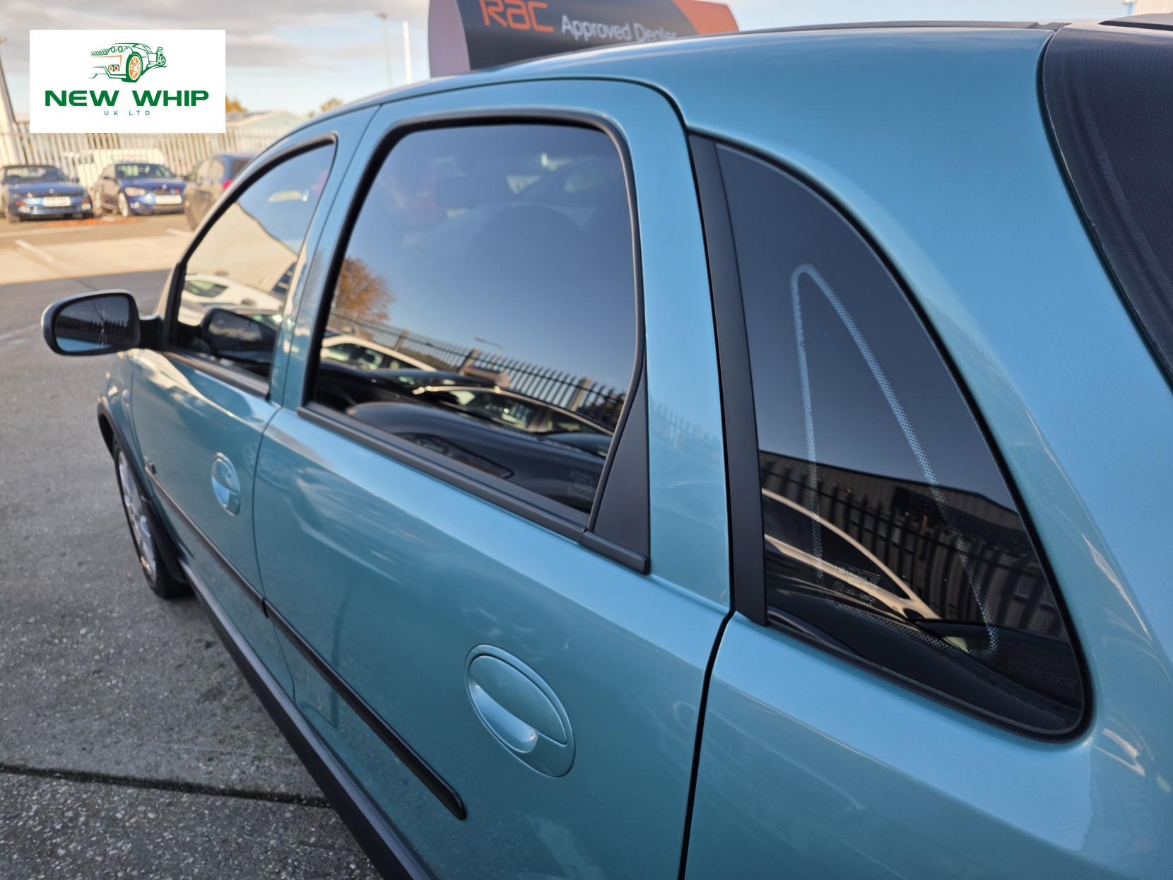 Vauxhall Corsa 1.2i 16v SXi Hatchback 5dr Petrol Manual (151 g/km, 74 bhp)