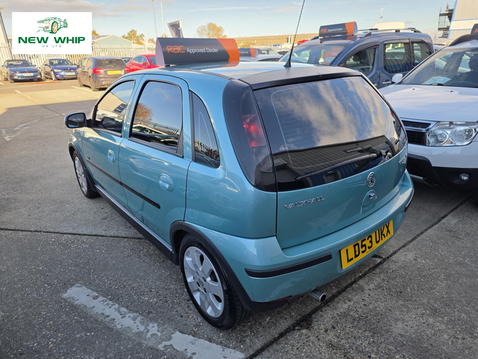 Vauxhall Corsa 1.2i 16v SXi Hatchback 5dr Petrol Manual (151 g/km, 74 bhp)