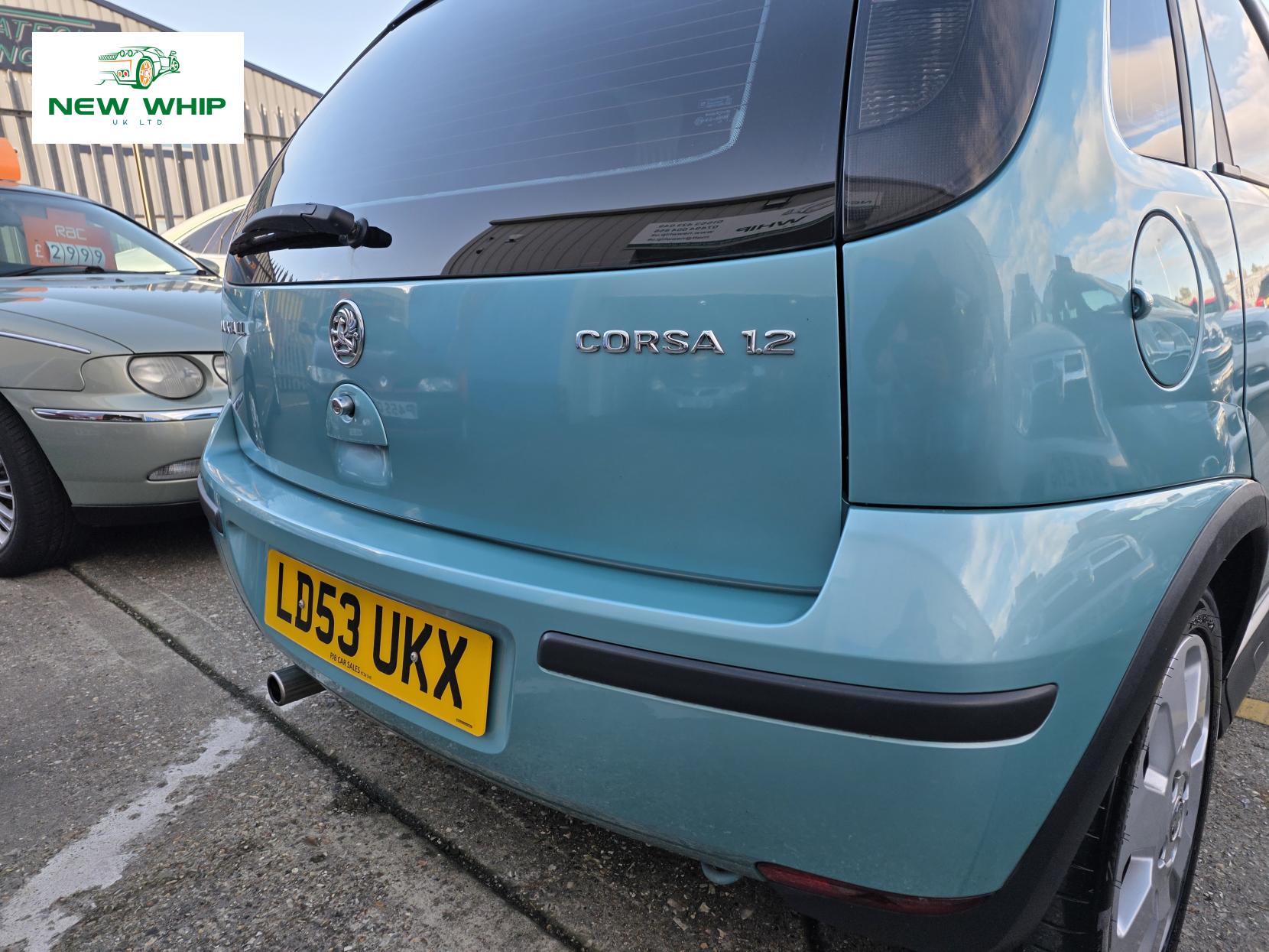 Vauxhall Corsa 1.2i 16v SXi Hatchback 5dr Petrol Manual (151 g/km, 74 bhp)