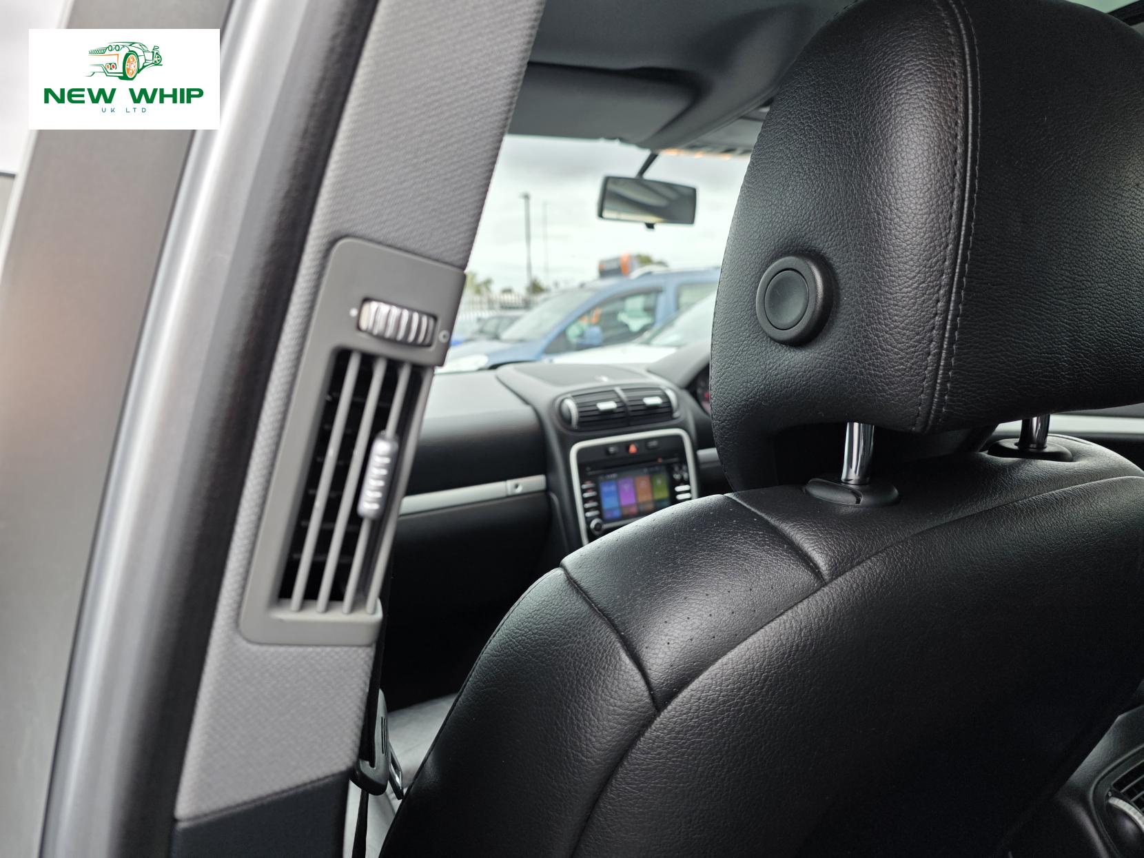 Porsche Cayenne 3.2 V6 SUV 5dr Petrol Manual AWD (317 g/km, 250 bhp)