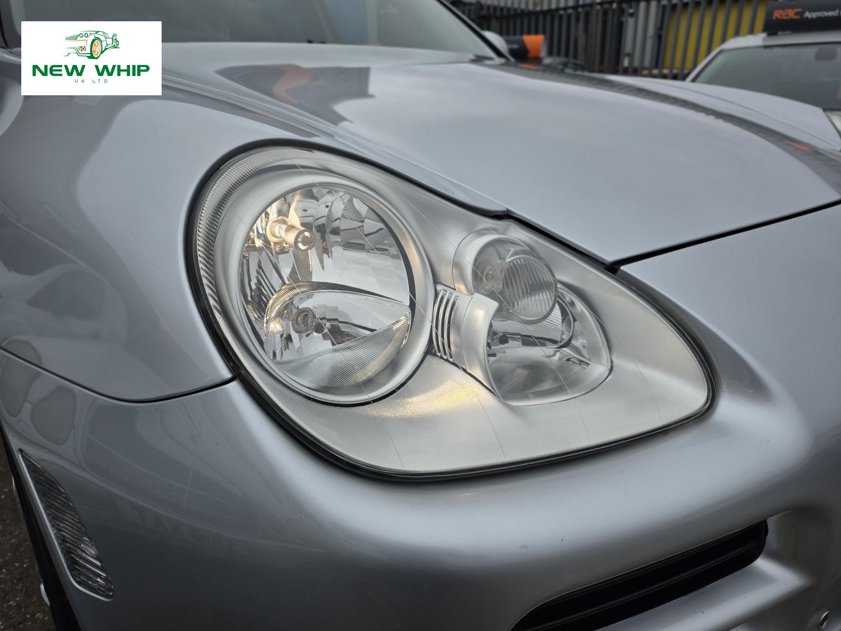 Porsche Cayenne 3.2 V6 SUV 5dr Petrol Manual AWD (317 g/km, 250 bhp)