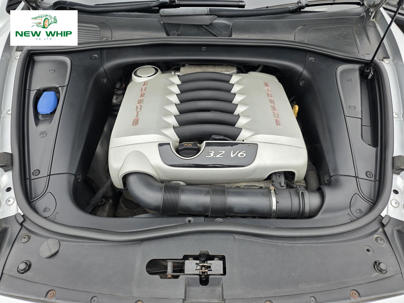 Porsche Cayenne 3.2 V6 SUV 5dr Petrol Manual AWD (317 g/km, 250 bhp)