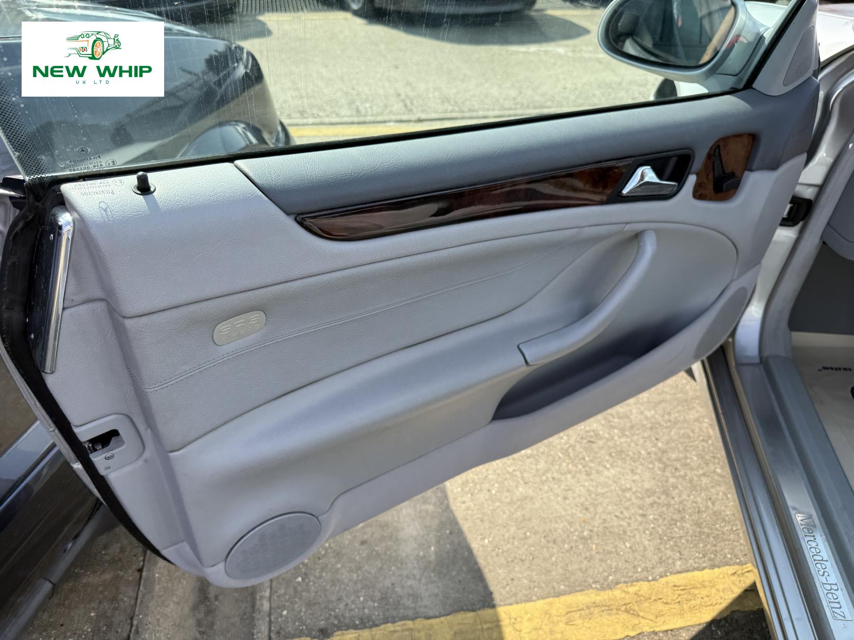 Mercedes-Benz CLK 2.3 CLK230 Kompressor Elegance Coupe 2dr Petrol Automatic (233 g/km, 197 bhp)