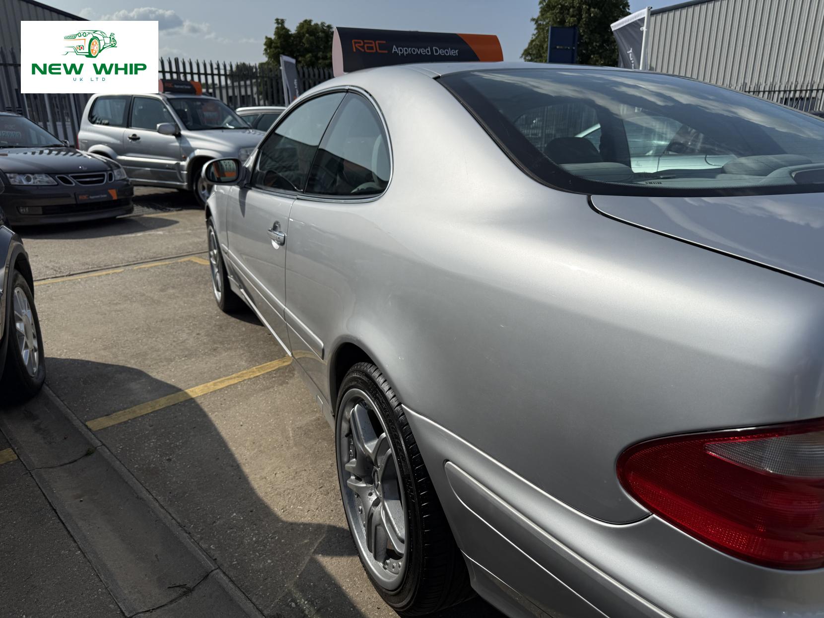 Mercedes-Benz CLK 2.3 CLK230 Kompressor Elegance Coupe 2dr Petrol Automatic (233 g/km, 197 bhp)