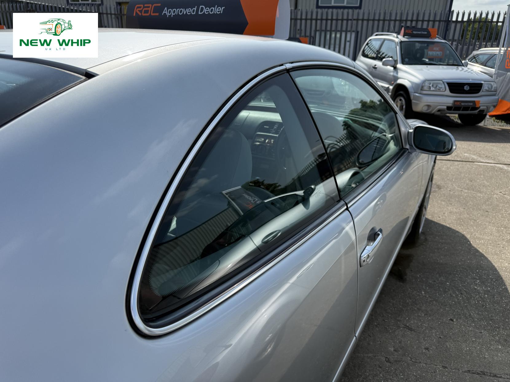 Mercedes-Benz CLK 2.3 CLK230 Kompressor Elegance Coupe 2dr Petrol Automatic (233 g/km, 197 bhp)