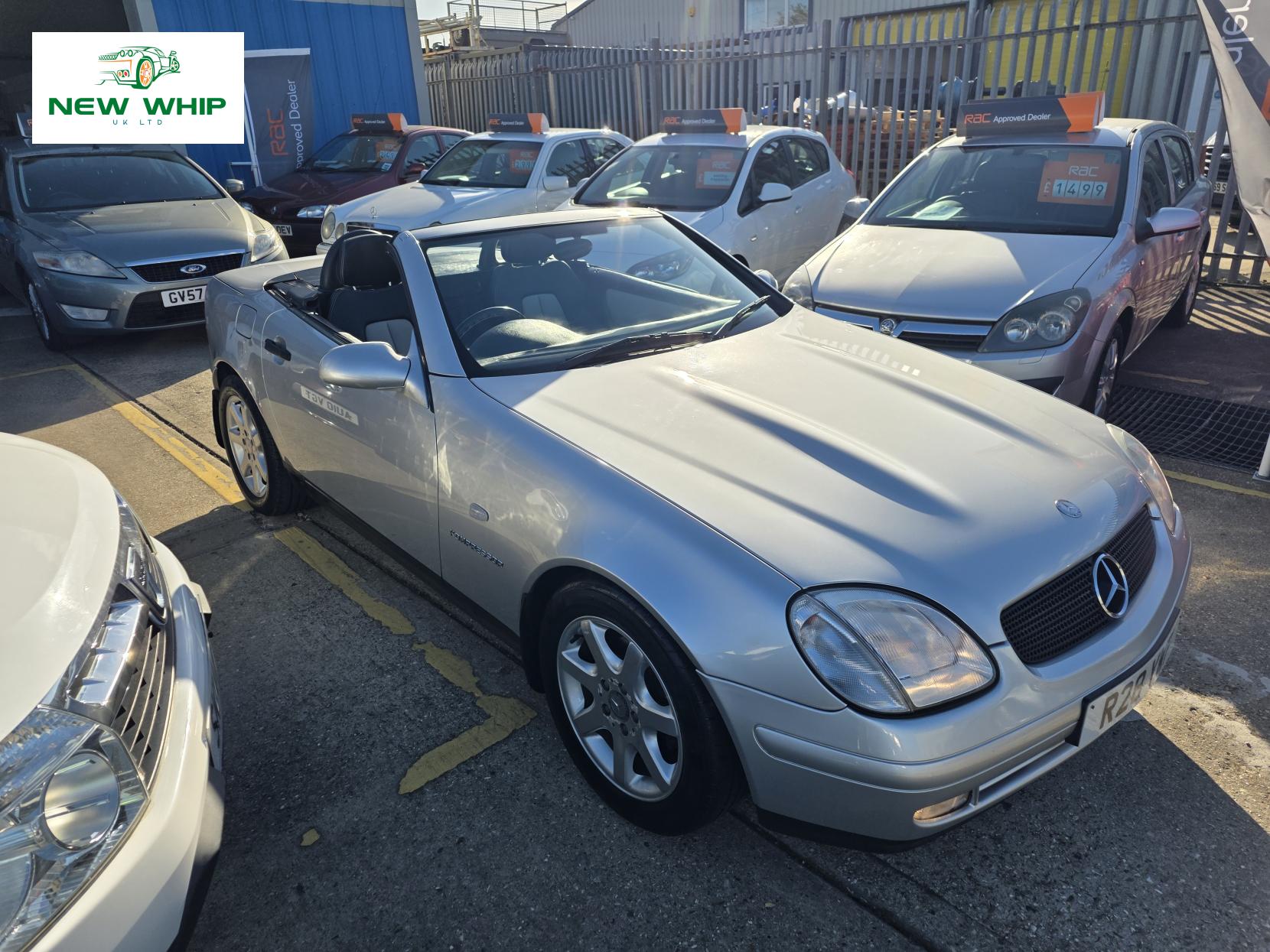 Mercedes-Benz SLK 2.3 SLK230 Kompressor Kompressor Convertible 2dr Petrol Automatic (225 g/km, 193 bhp)