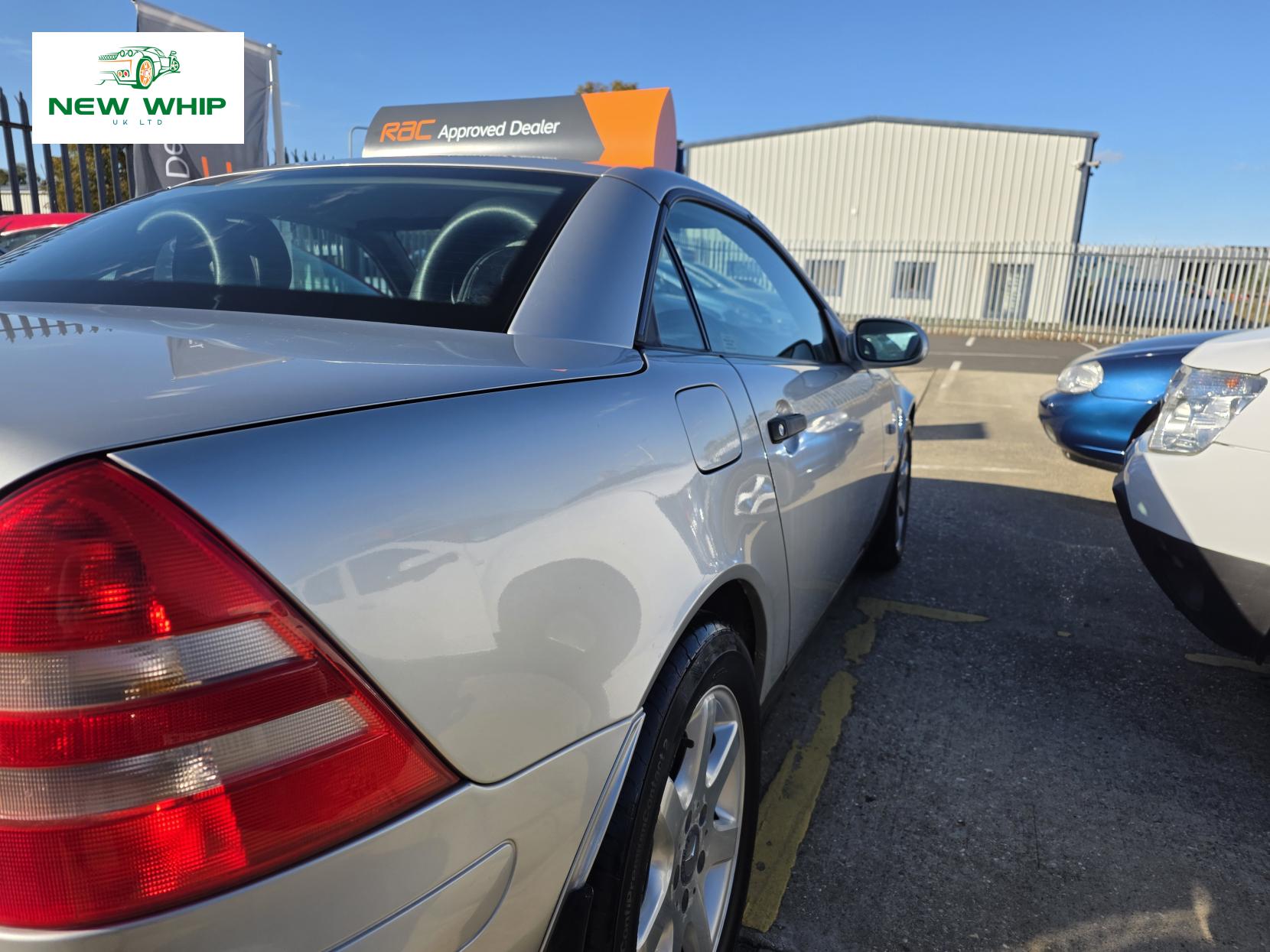 Mercedes-Benz SLK 2.3 SLK230 Kompressor Kompressor Convertible 2dr Petrol Automatic (225 g/km, 193 bhp)