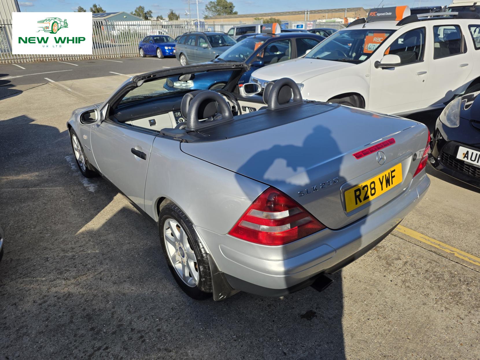 Mercedes-Benz SLK 2.3 SLK230 Kompressor Kompressor Convertible 2dr Petrol Automatic (225 g/km, 193 bhp)