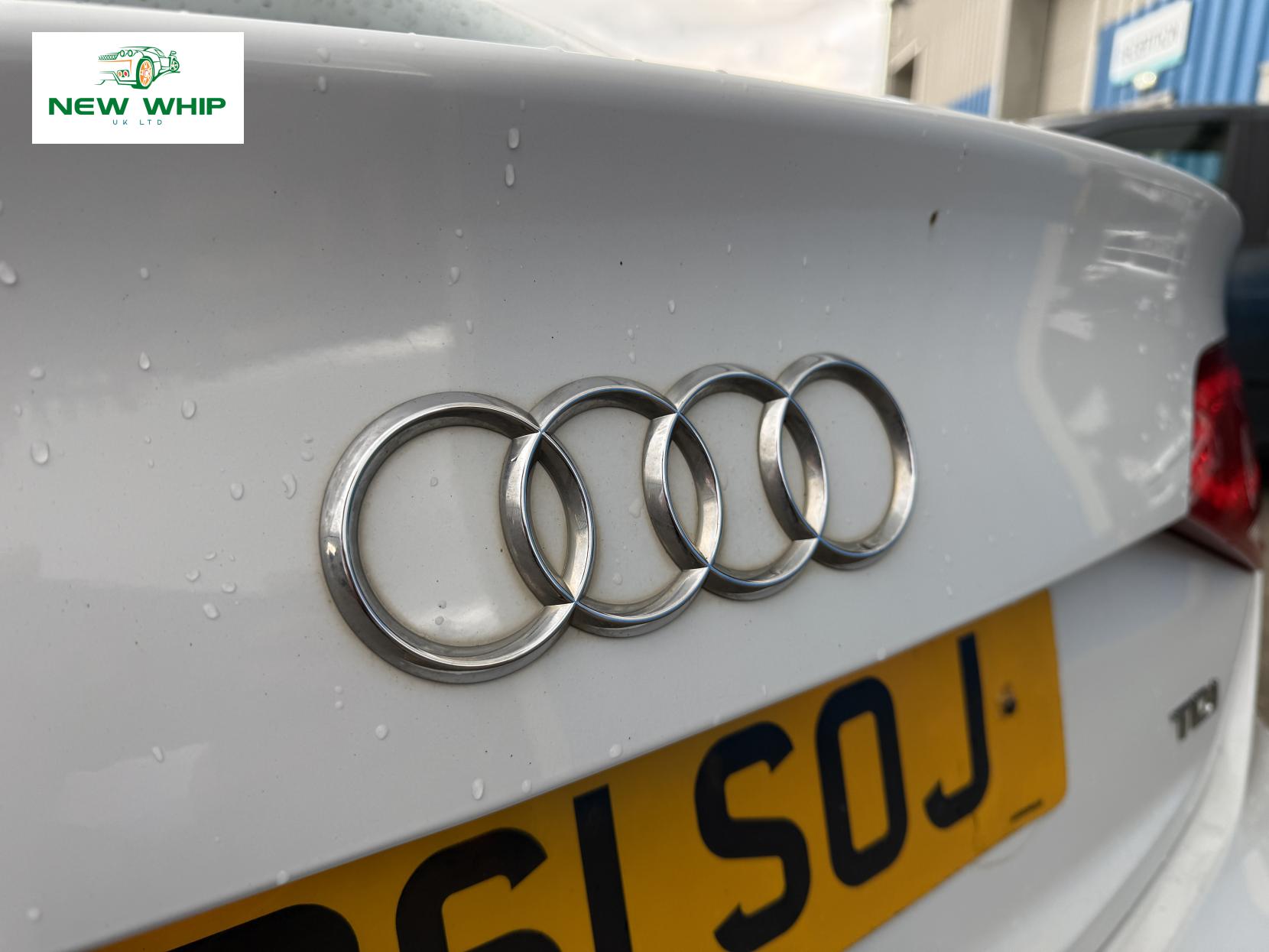 Audi A4 2.0 TDI Black Edition Saloon 4dr Diesel Manual Euro 5 (s/s) (177 ps)