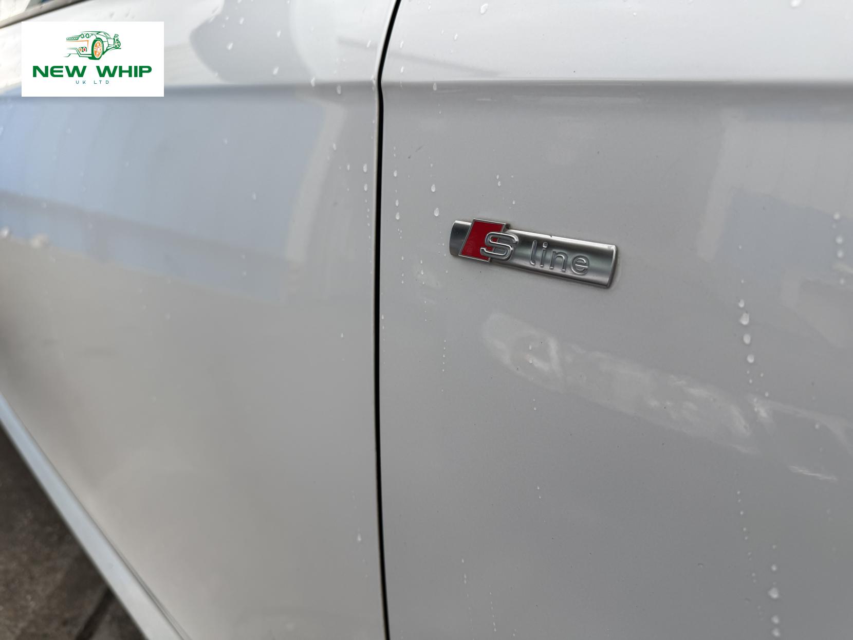 Audi A4 2.0 TDI Black Edition Saloon 4dr Diesel Manual Euro 5 (s/s) (177 ps)